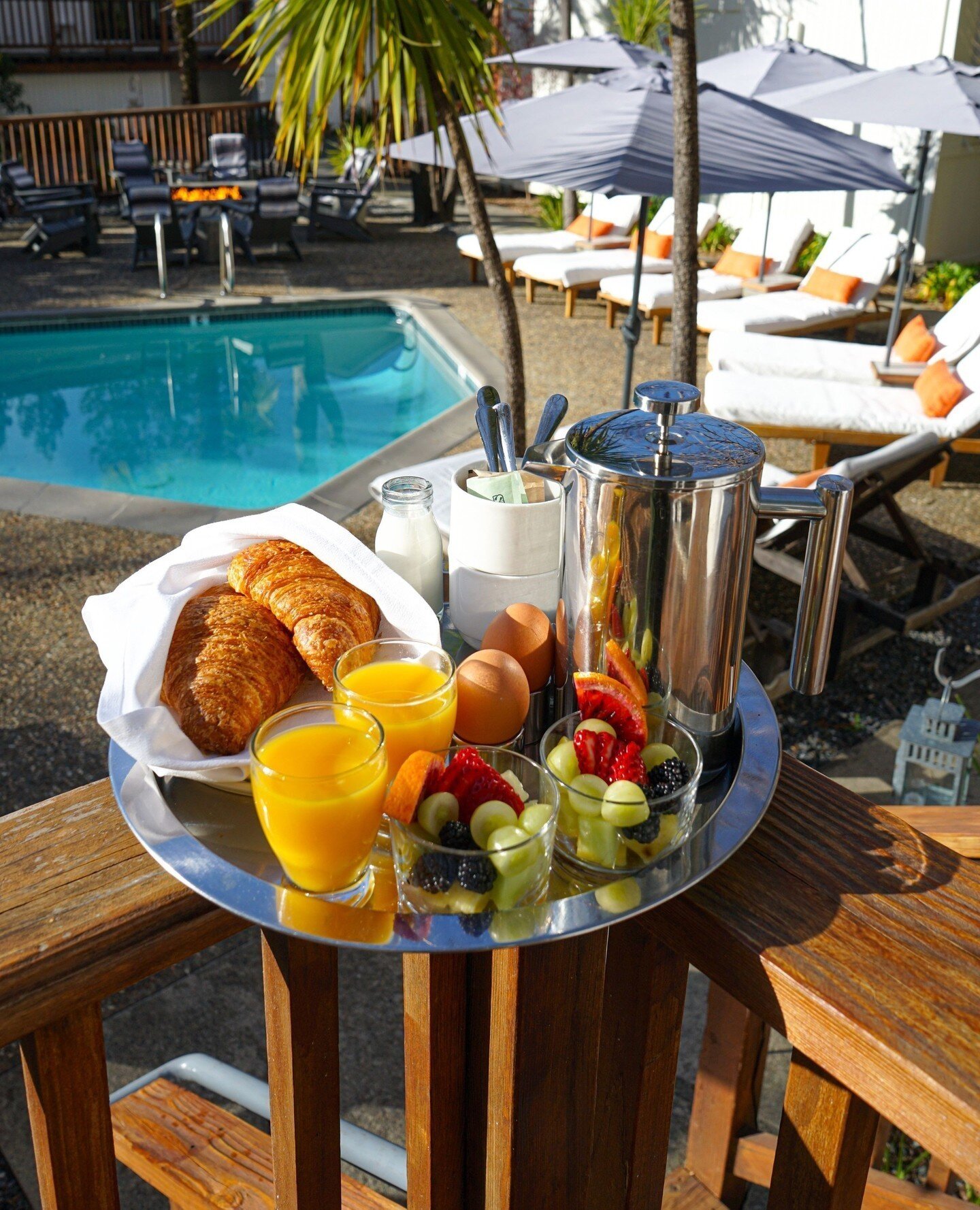 Good morning. Gentle reminder that this is what your COMPLIMENTARY BREAKFAST looks like at @boonhotelspa. ⁠
⁠
That's the post. K bye!