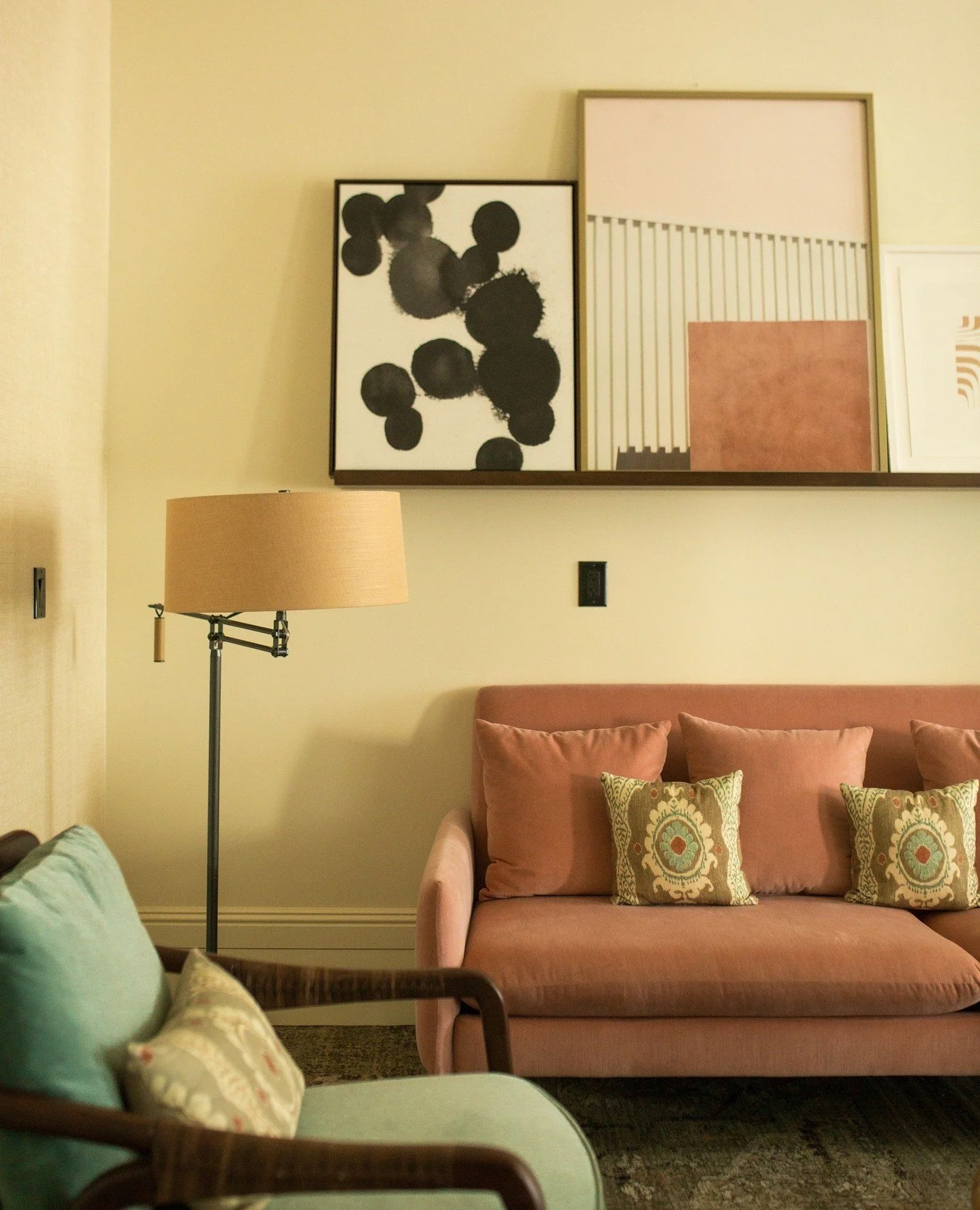 Welcome to @theasterlosangeles, where style meets comfort in the heart of the city. From its stunning design and curated experiences to its vibrant energy, every detail is crafted for unforgettable stays. ⁠
⁠
Whether you&rsquo;re exploring L.A. or si