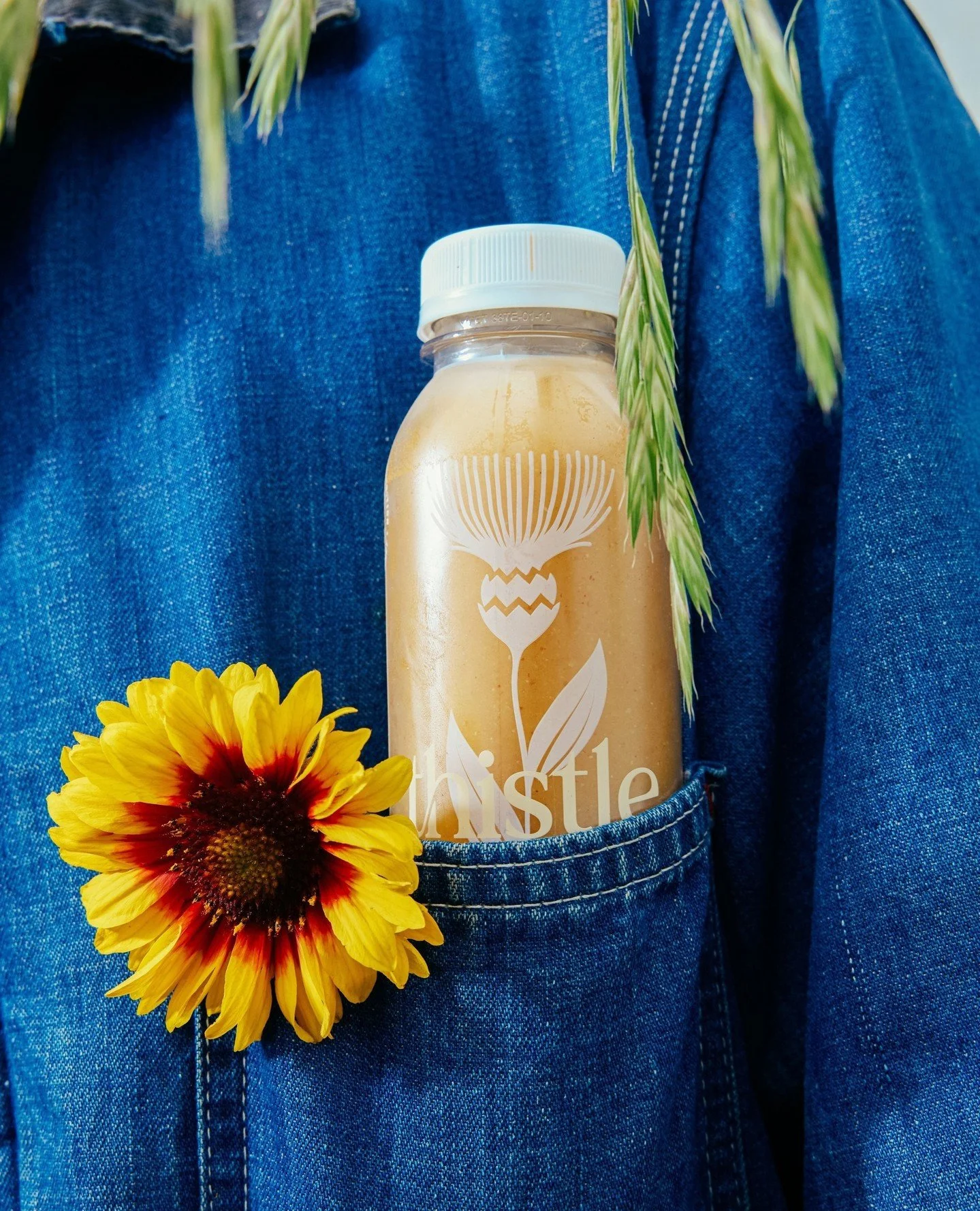 Dry January? Let's throw in a juice cleanse. ⁠
⁠
Our year is off to a much healthier start with our client, @thistle.co, and their offerings of high-protein, nutrient-rich meals and snacks, including their array of juices. To keep the sickness away, 