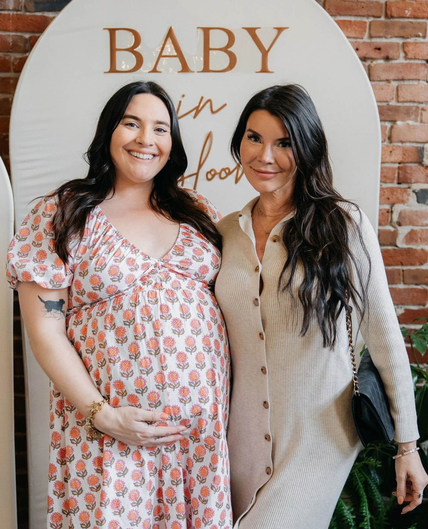 It's been a few weeks of celebrations for the Firecracker ownership team! ⁠
⁠
First, @sarah_bows and @trishhigbee made the trip to NorCal to celebrate the newest Firecracker baby and @hannahstheworst and then they trekked out to Atlanta to celebrate 