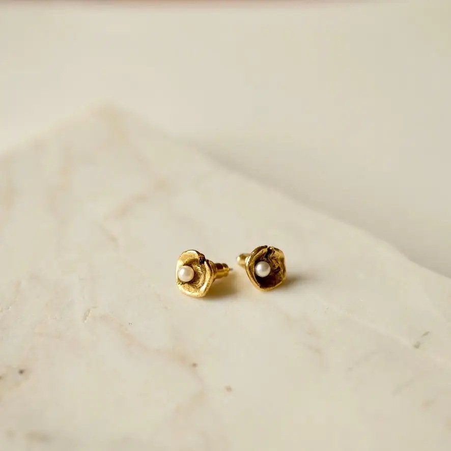 oyster studs 4.jpg