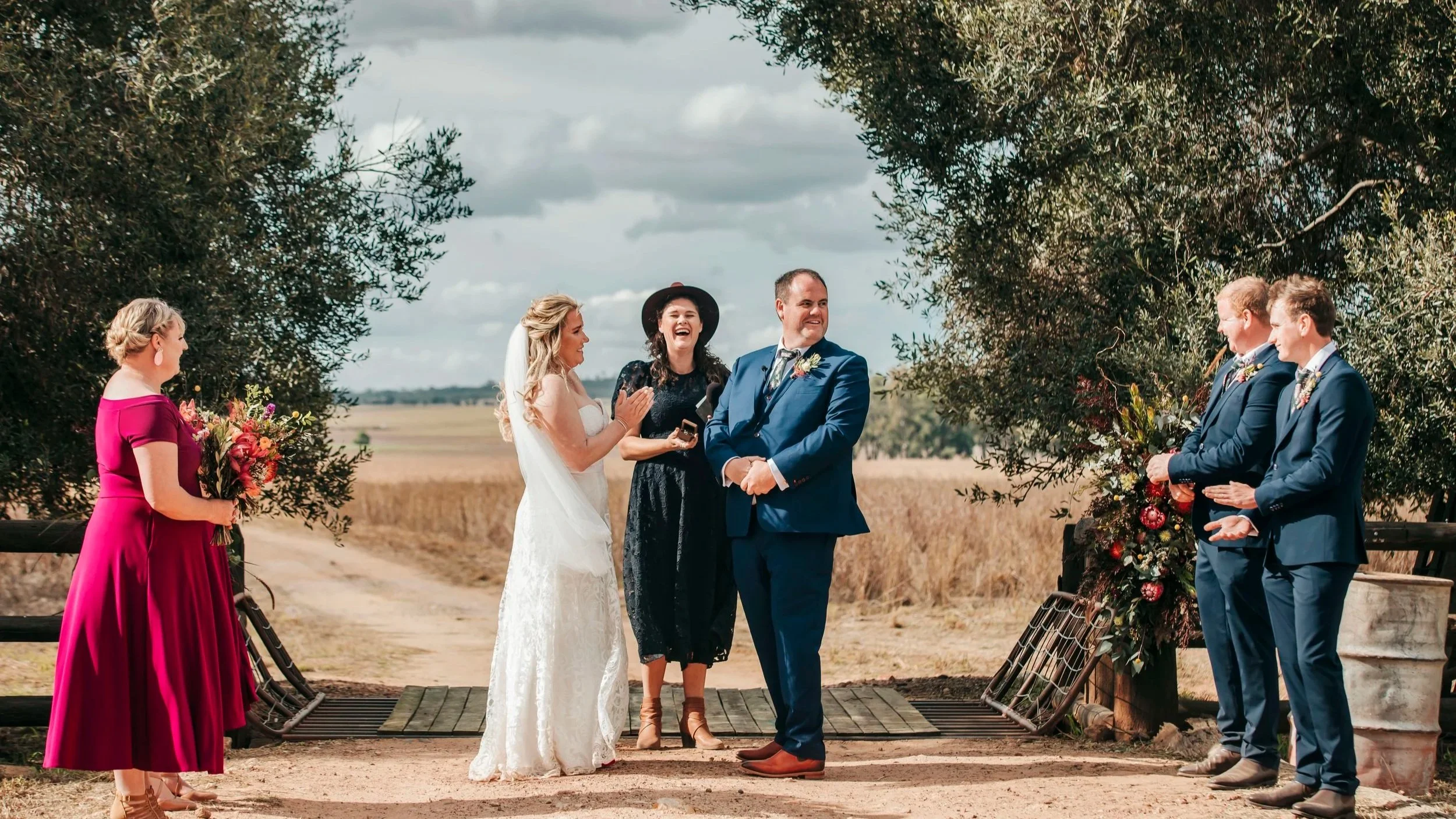 Celebrant-Wedding-Bush-Queensland-Rural