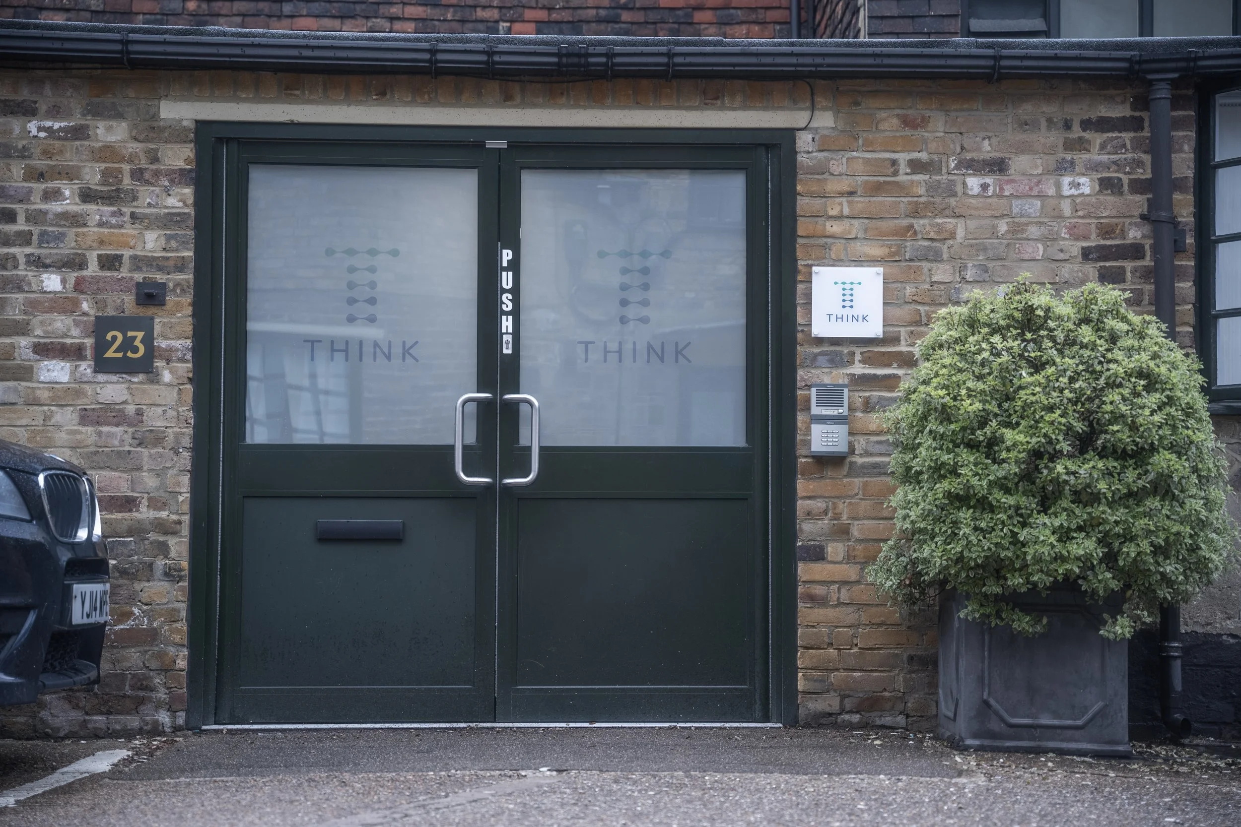 think It Simple Office-120.jpg