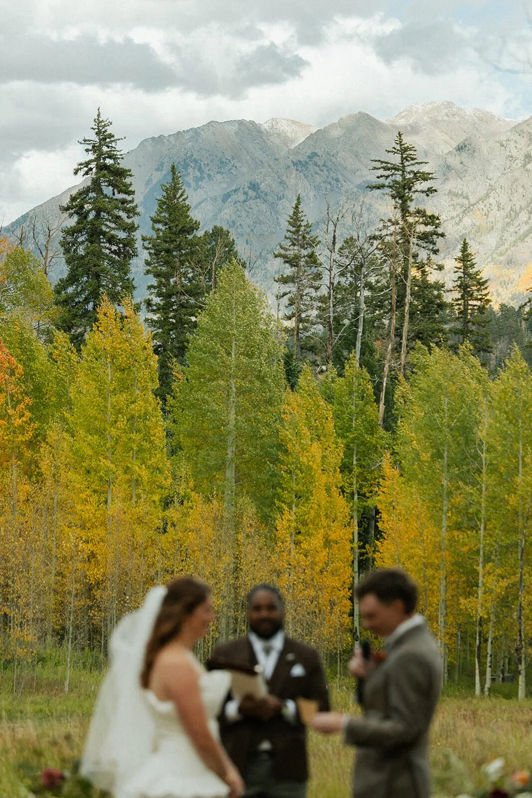 AndreaSpencer-BlackDiamondLodge-Wedding-SneakPeeks-0951.jpg