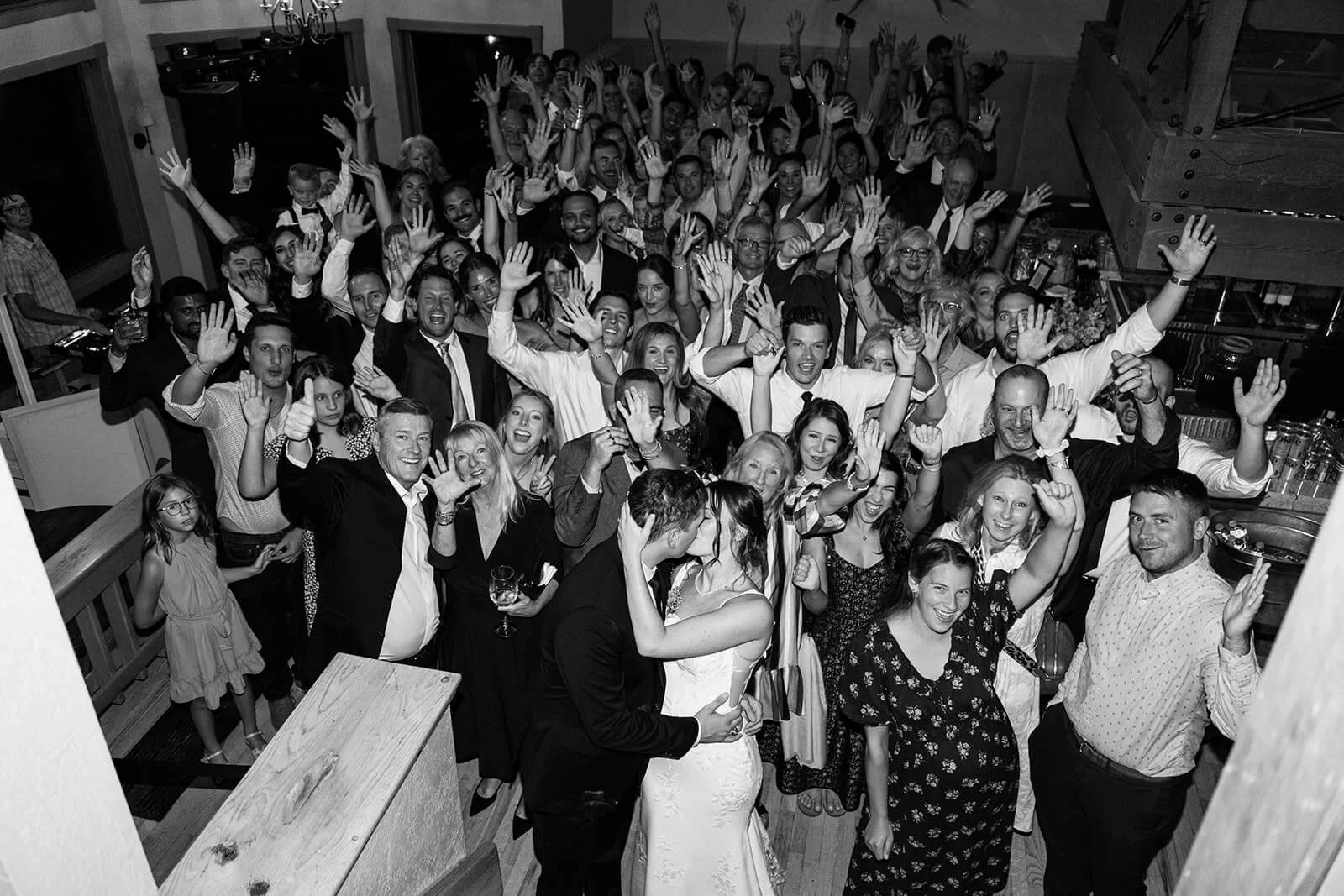 HannahPreston-BDL-Wedding-SneakPeeks-9283.jpg