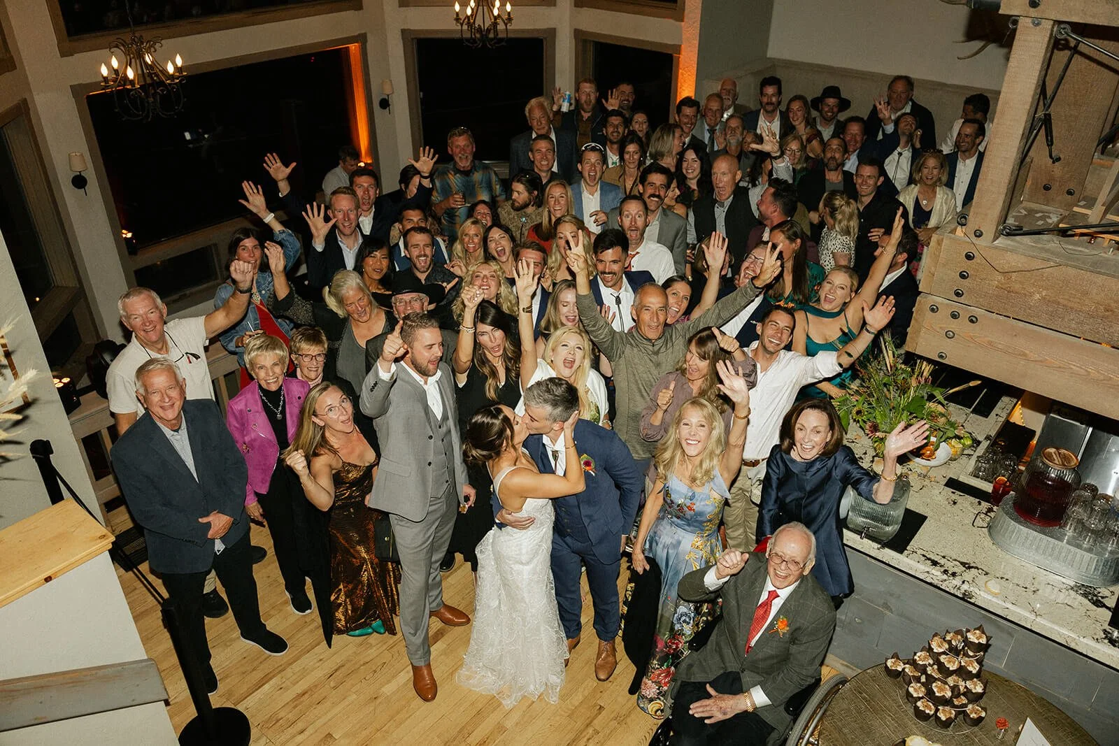 Jamie-McClain-BDL-Wedding-SneakPeeks-2697.jpg