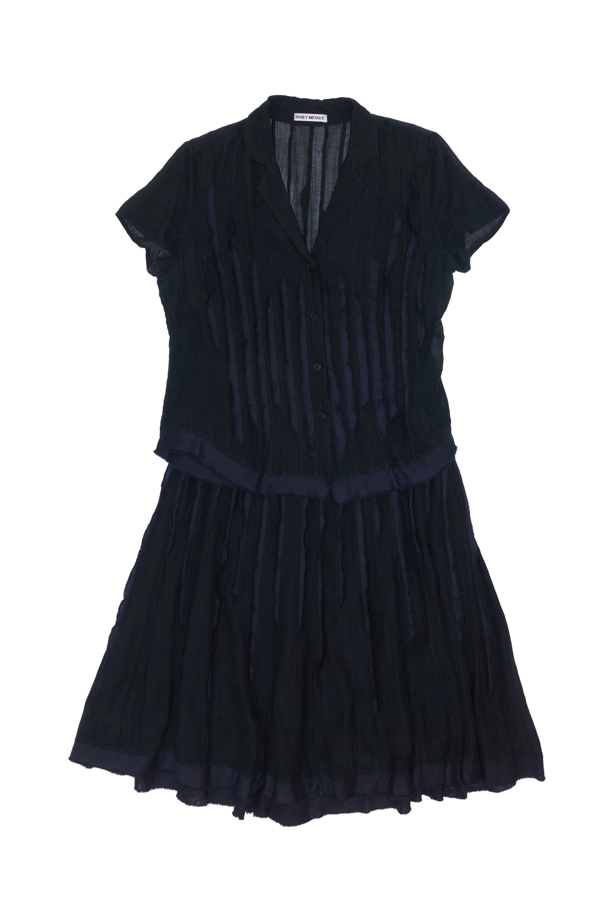 ISSEY MIYAKE two piece skirt & shortsleeve button through top set with blue raw edge detail 506.jpg