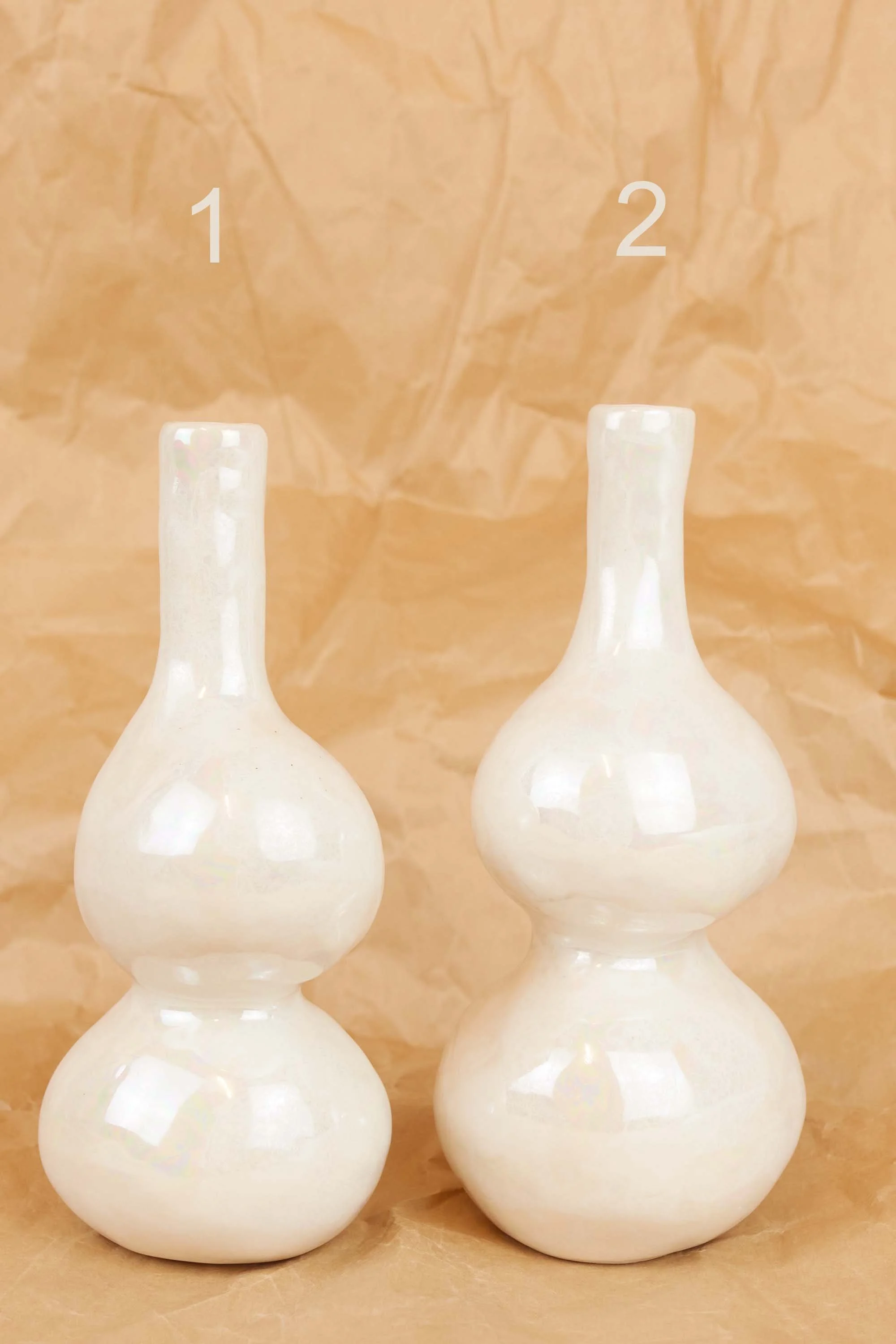 ELOISE WHITE large pearlescent vase 572.jpg