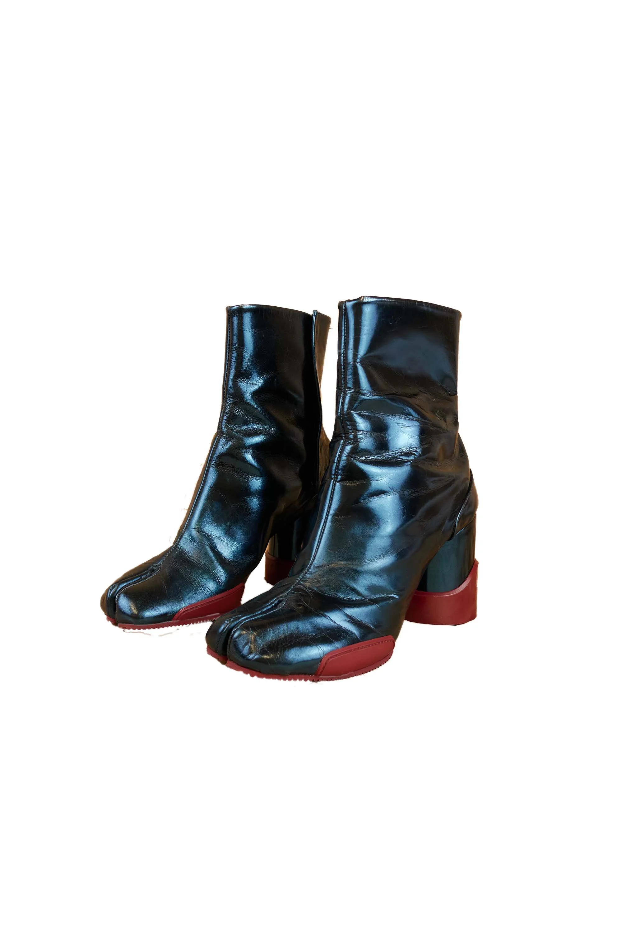 Maison Martin margiela metallic tabi heels 02.jpg