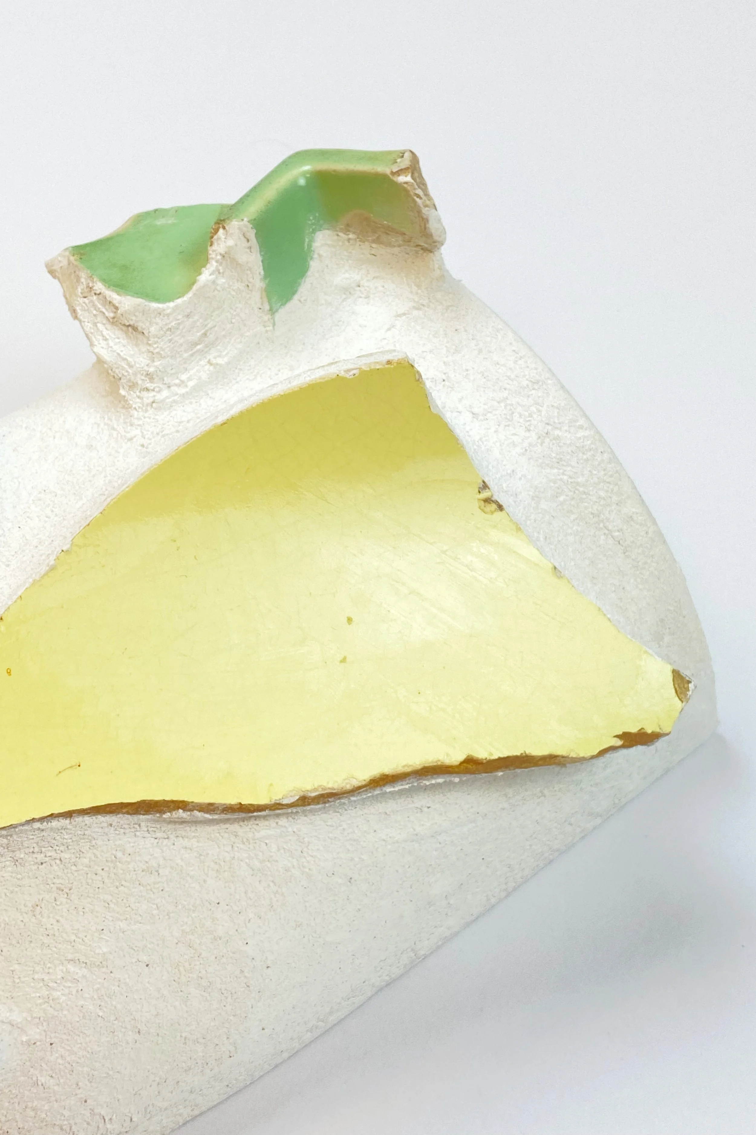 MINERAL TUFTS wall hanging mosaic pot 658.jpg