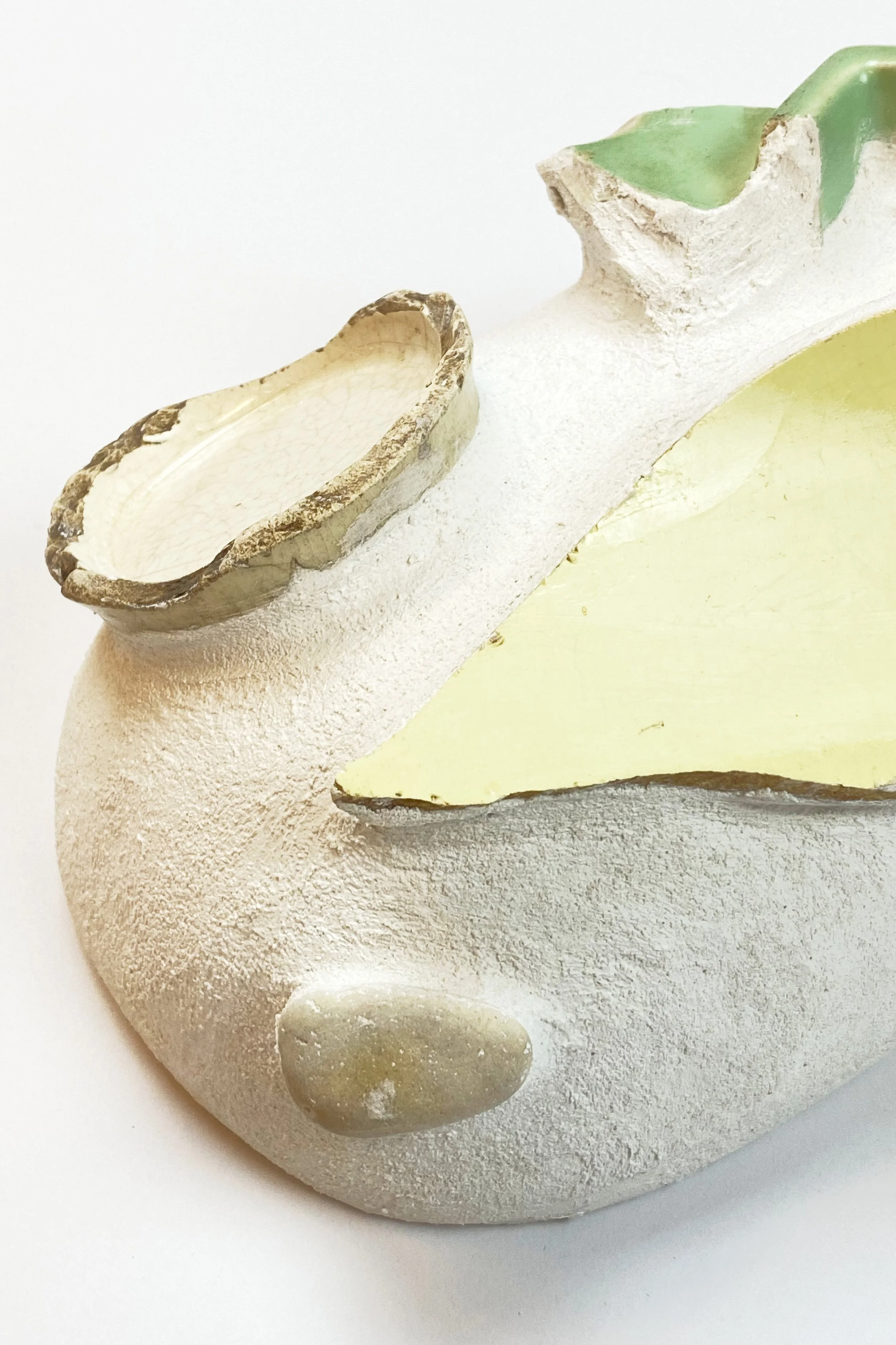 MINERAL TUFTS wall hanging mosaic pot 659.jpg