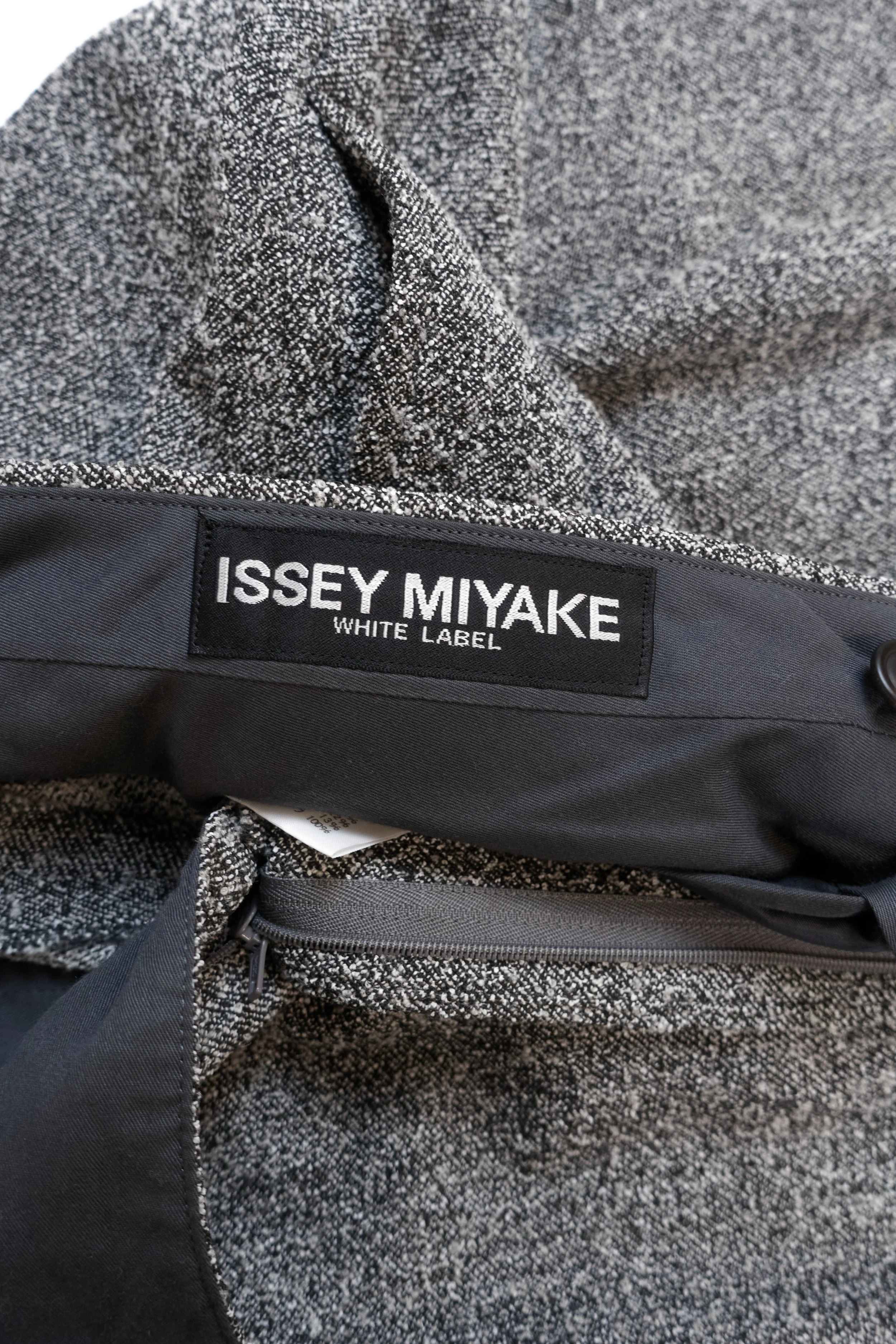 ISSEY MIYAKE WHITE LABEL boucle two tuck trousers 2.jpg