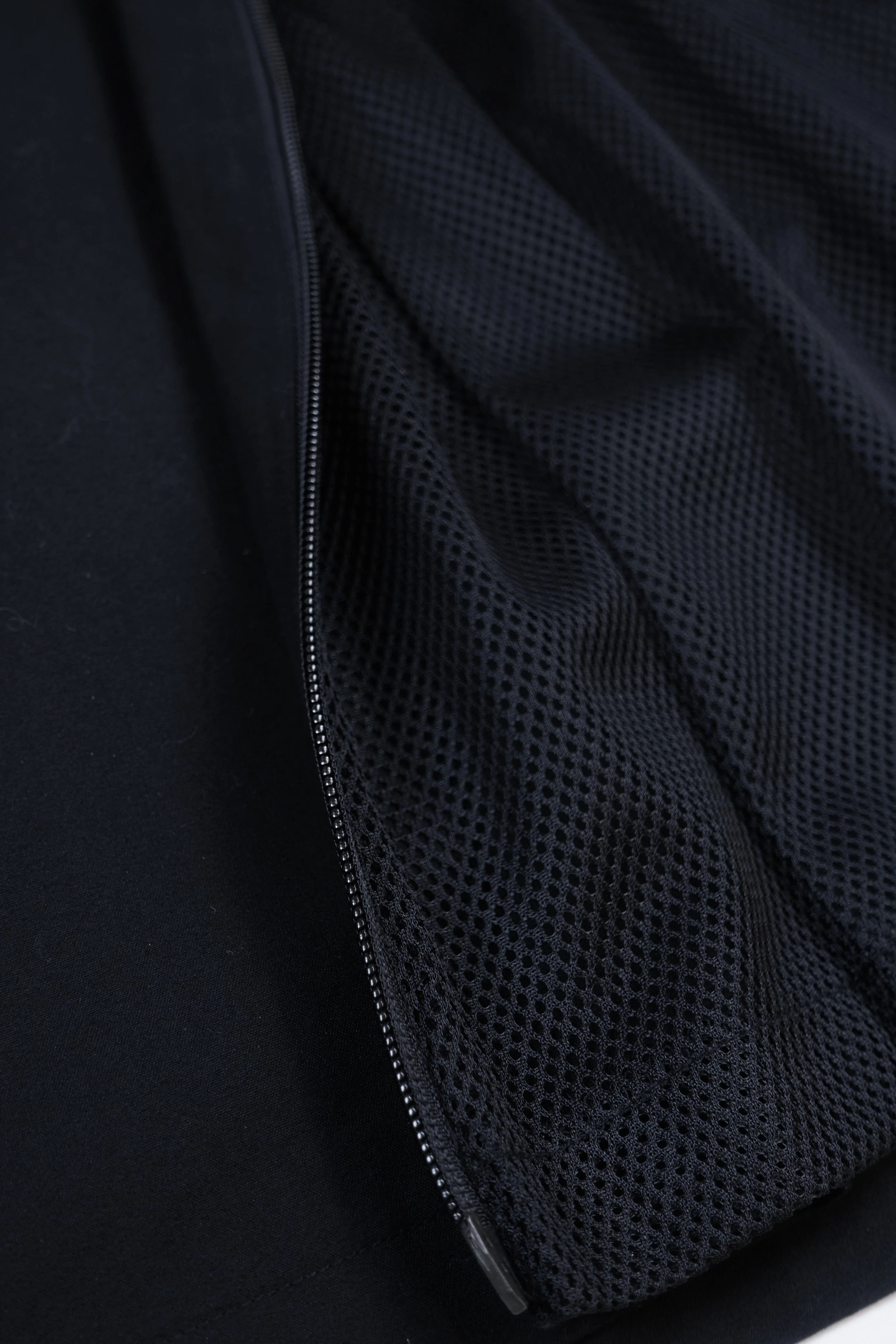 ISSEY MIYAKE zip mesh reveal long skirt (black) ￼￼705 220429.jpg