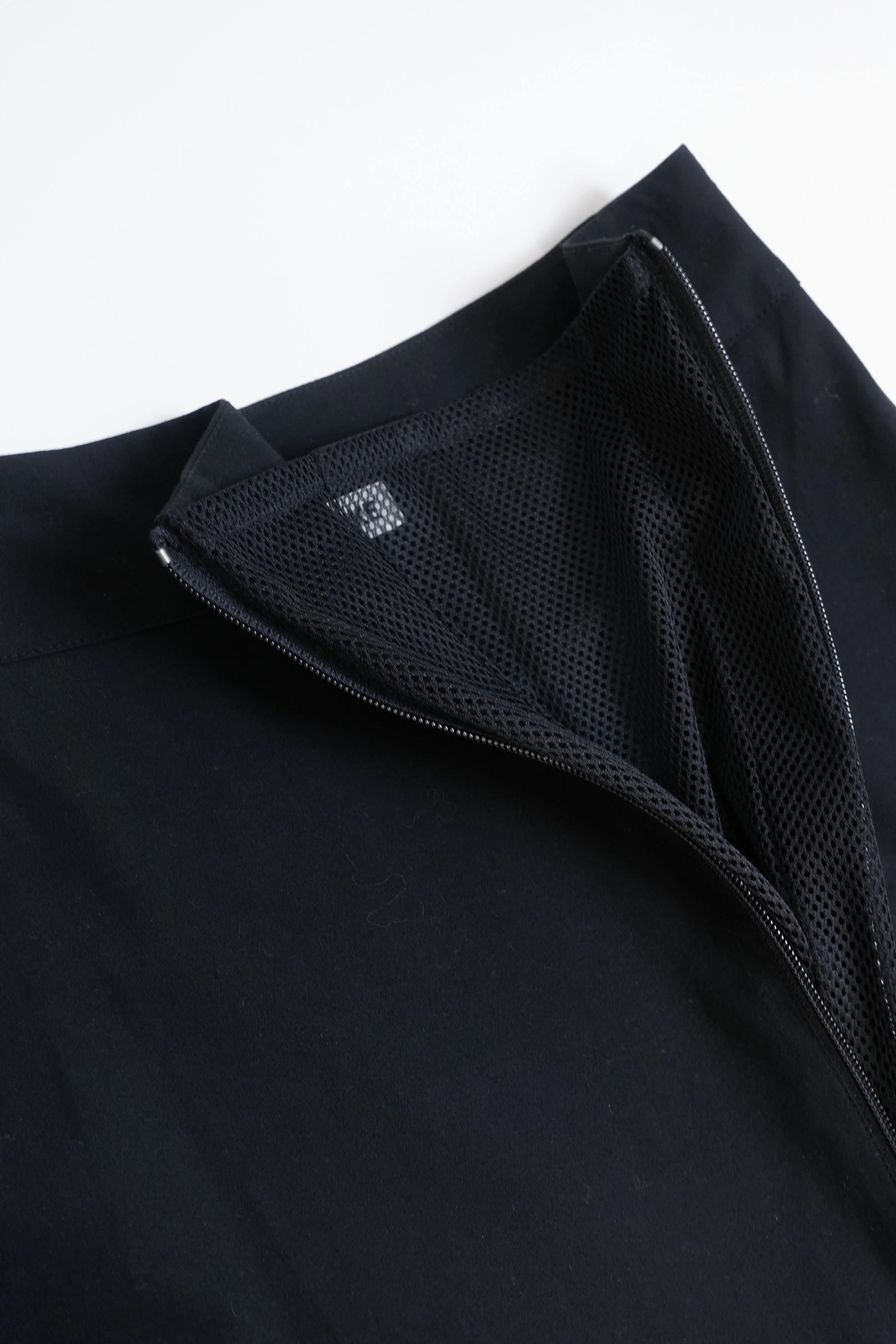 ISSEY MIYAKE zip mesh reveal long skirt (black) ￼￼702 220429.jpg
