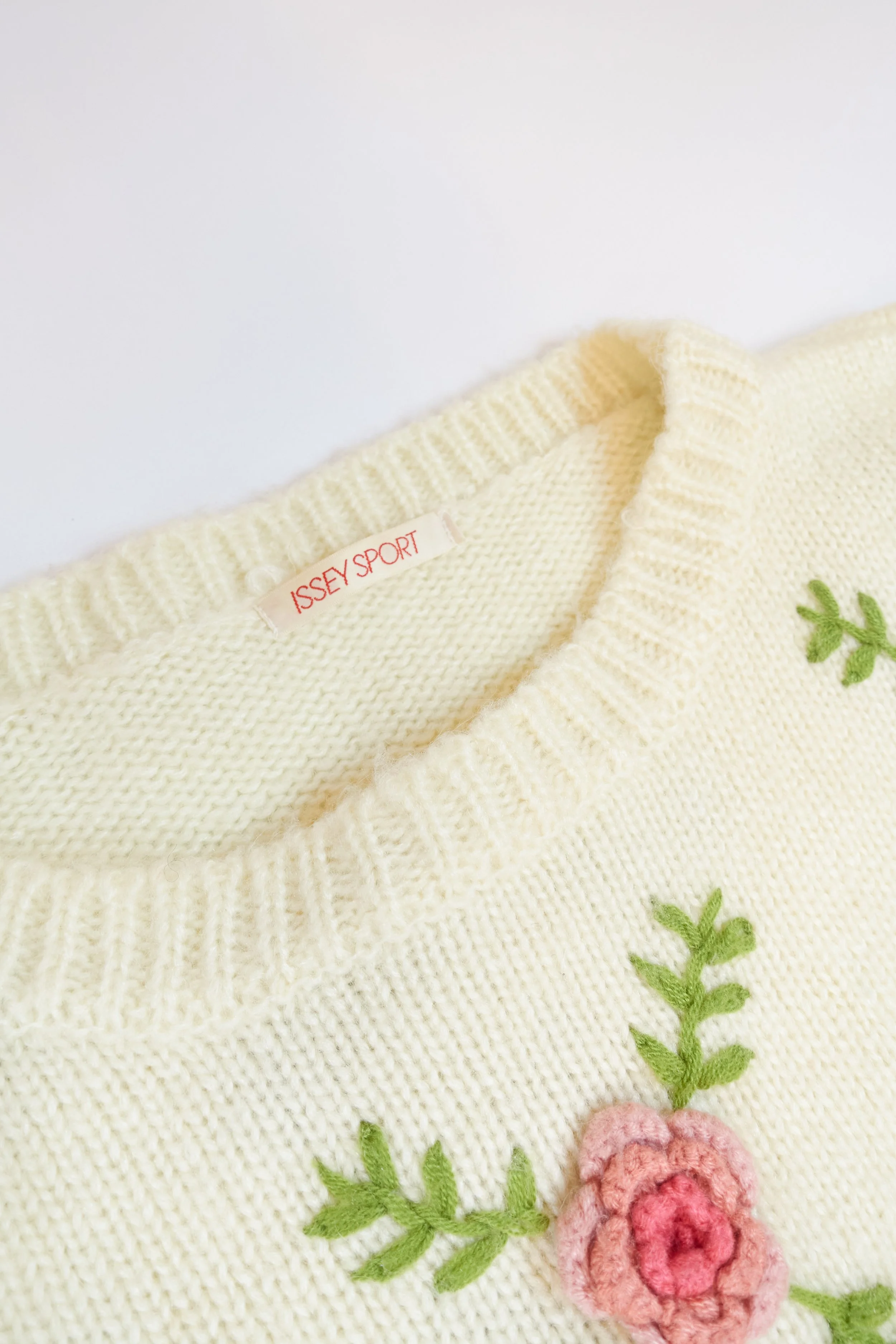 ISSEY SPORT 3d floral knit jumper c.1980s 824 220510.jpg