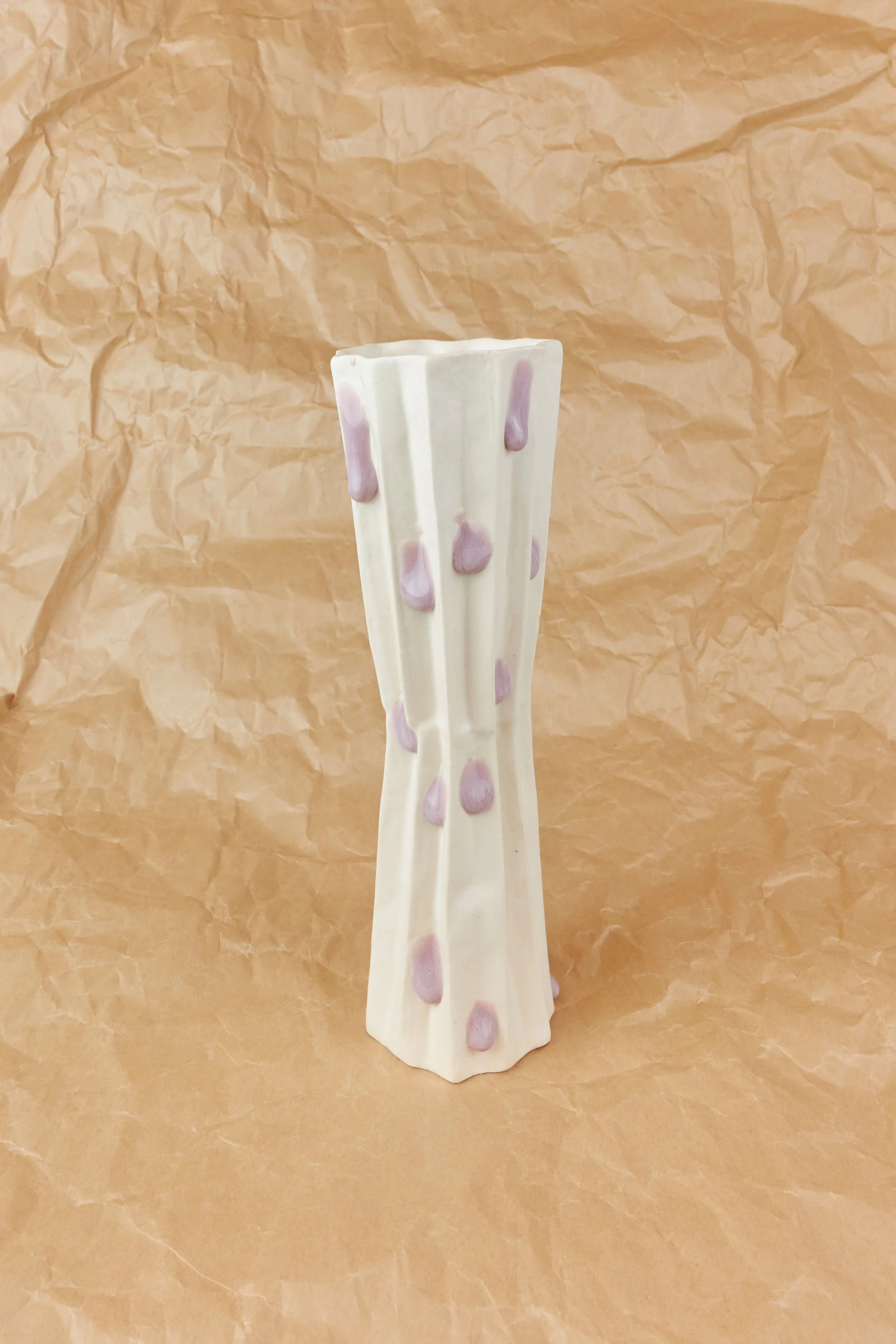Kirsten perry pleated vase with pink drips 952 220527.jpg