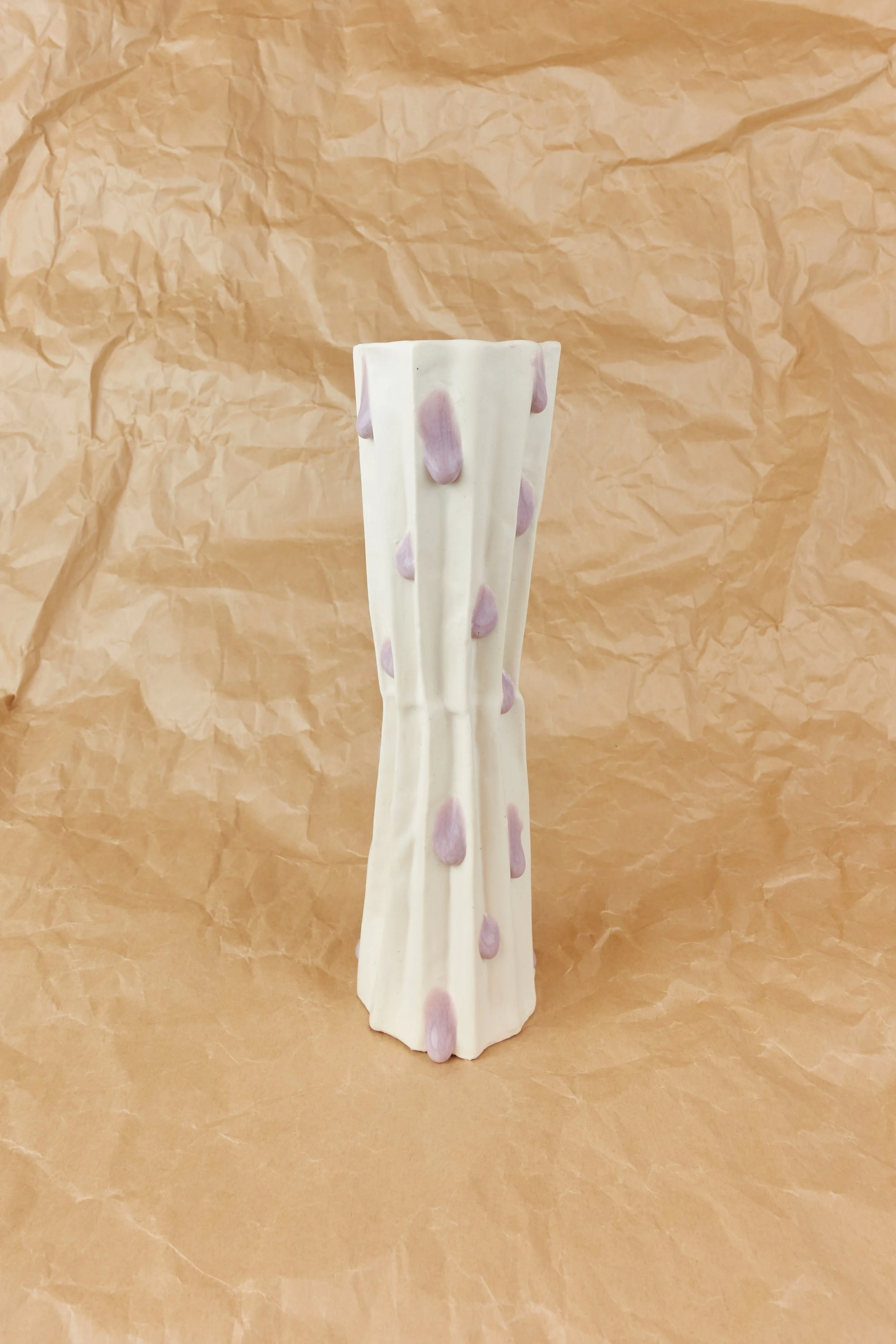 Kirsten perry pleated vase with pink drips 955 220527.jpg