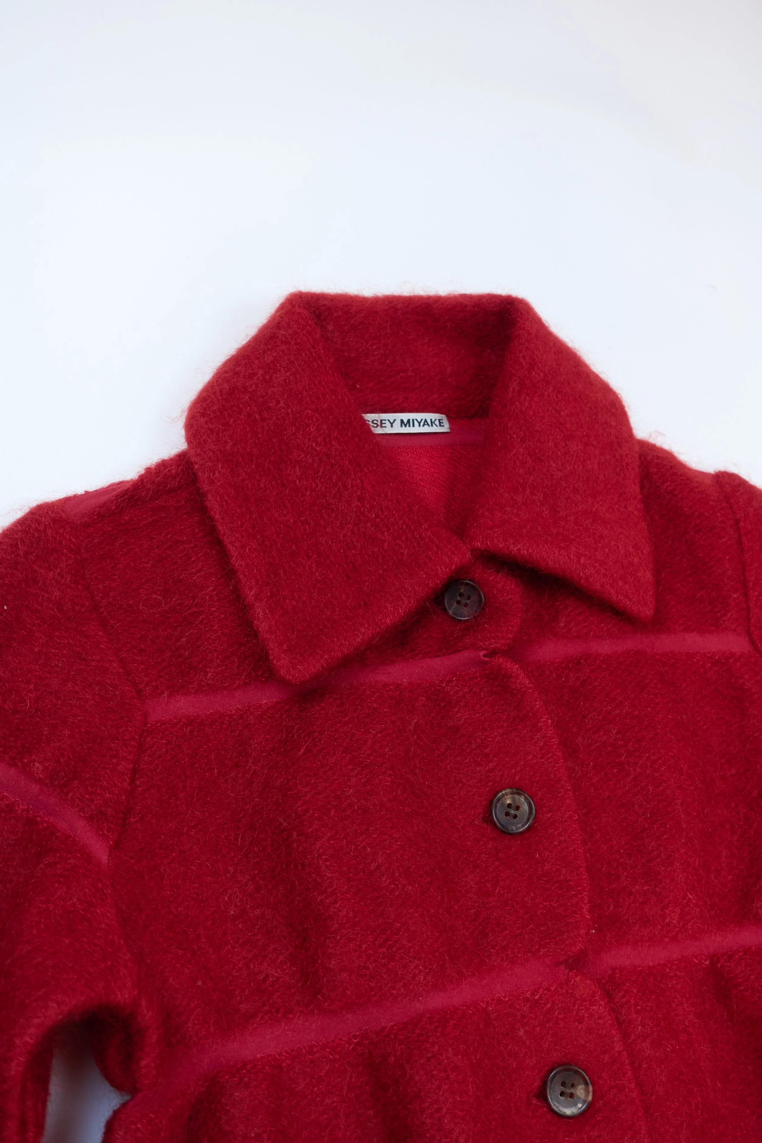 ISSEY MIYAKE Issey Miyake fuzzy scallop cardigan-coat  387.jpg