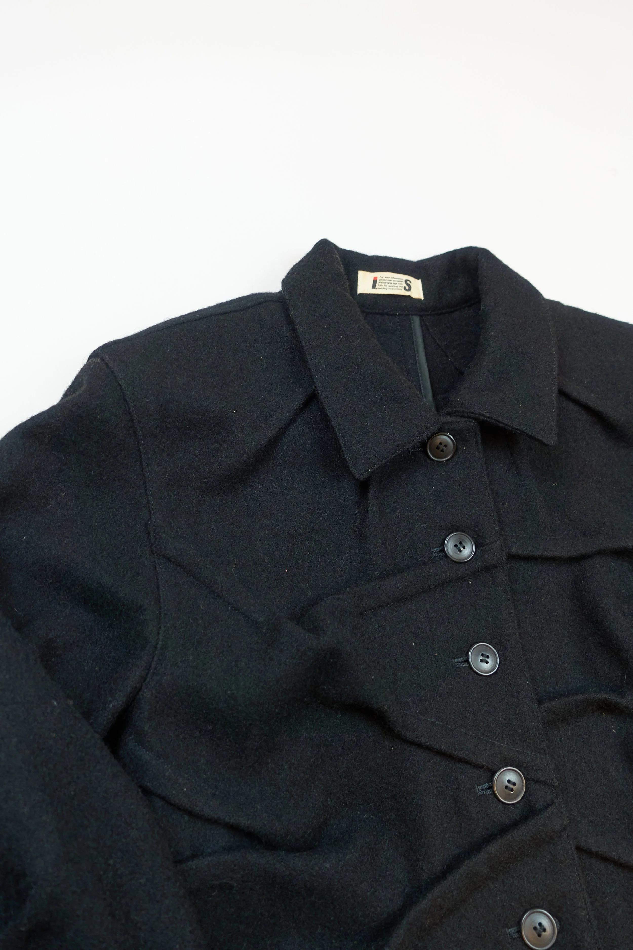 ISSEY SPORT I.S wrinkle darted heavyweight wool jacket  421.jpg