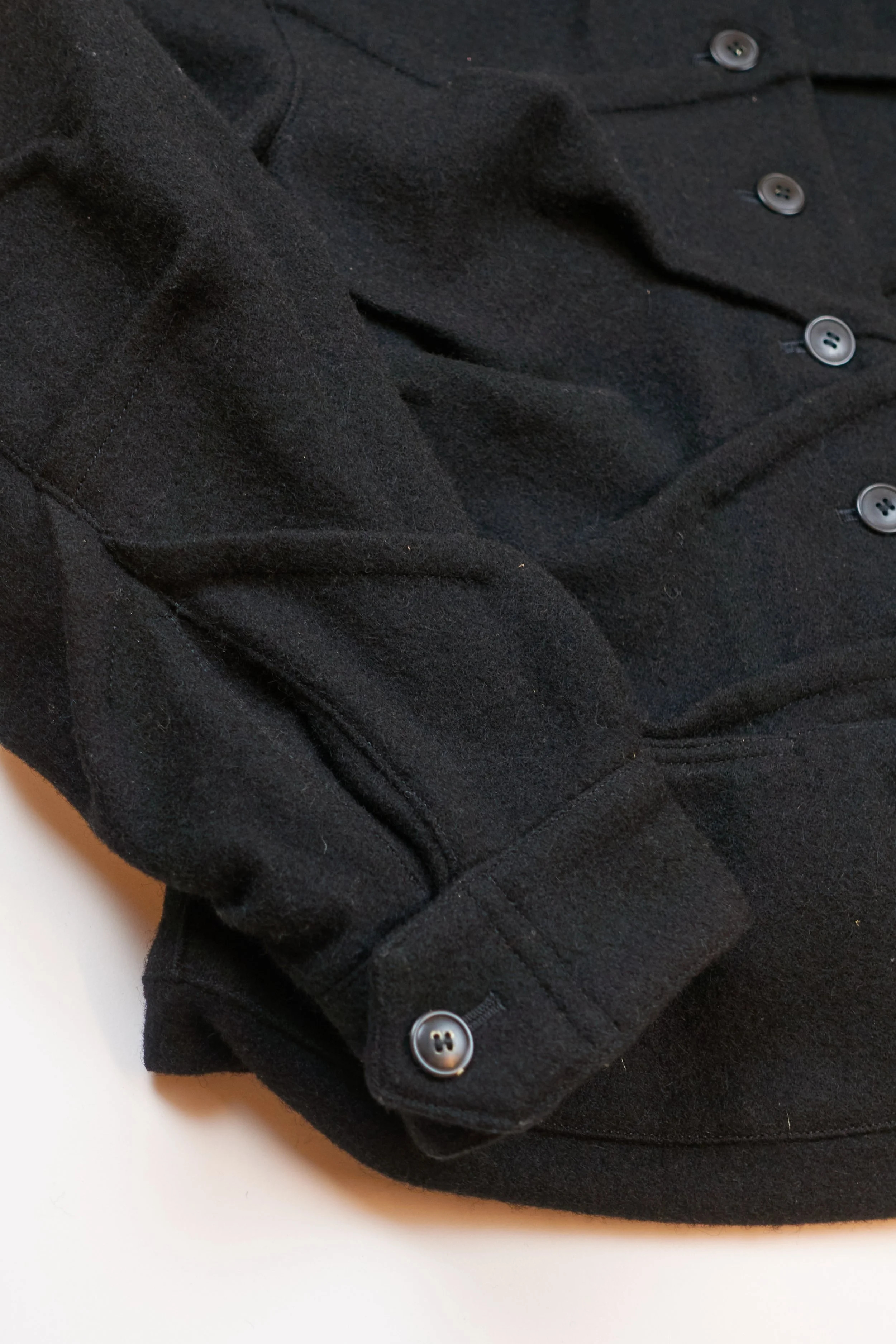 ISSEY SPORT I.S wrinkle darted heavyweight wool jacket  423.jpg