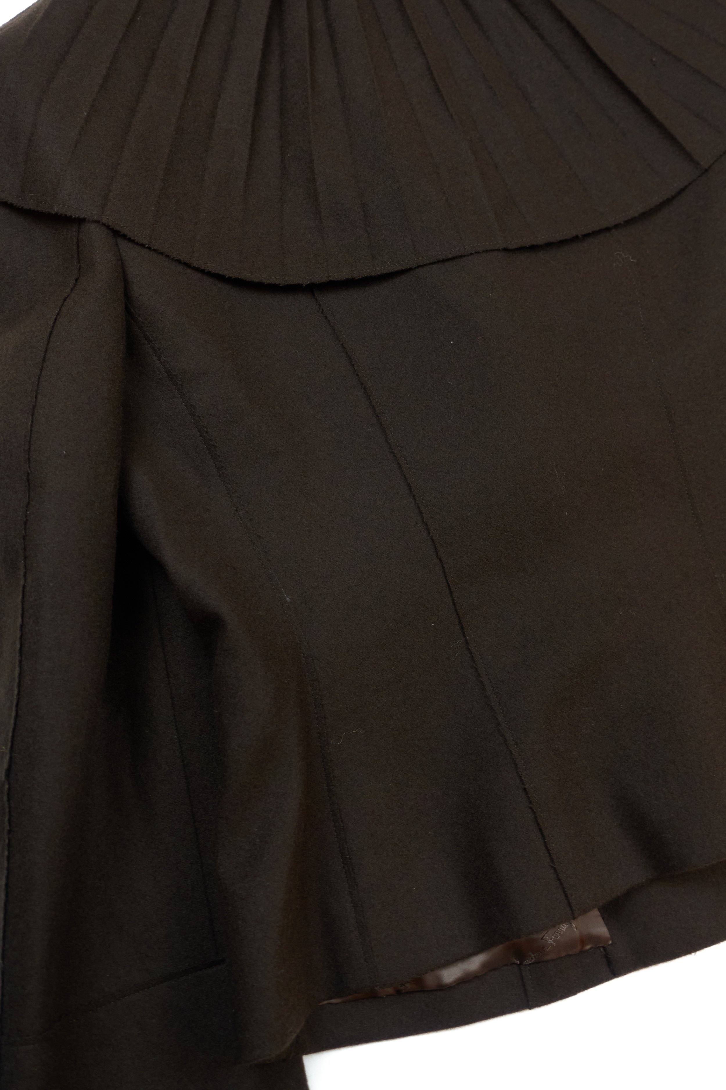 FERRAGAMO SALVATORE pleated collar wool jacket  458 DSC08893.jpg