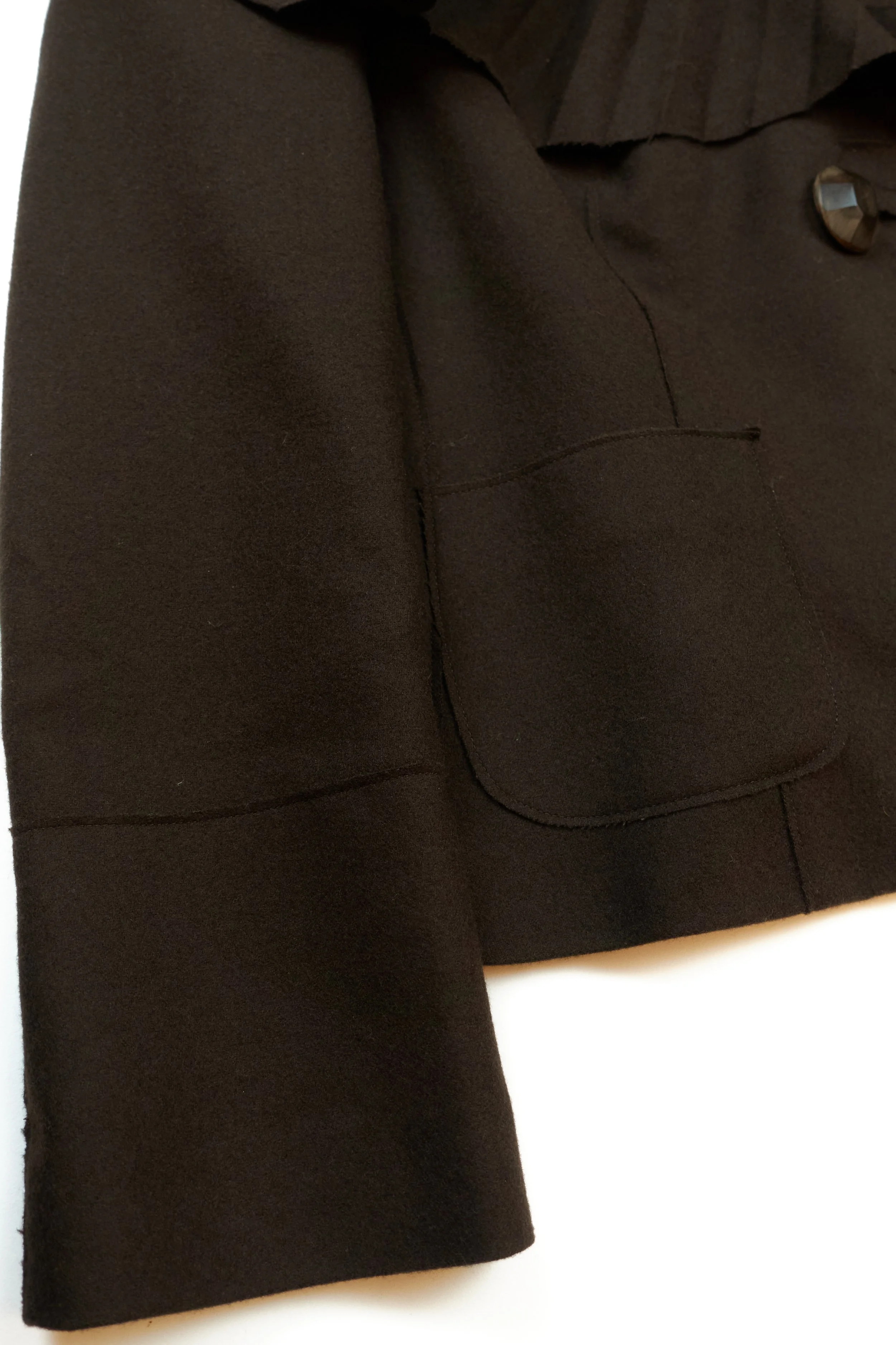 FERRAGAMO SALVATORE pleated collar wool jacket  454 DSC08881.jpg