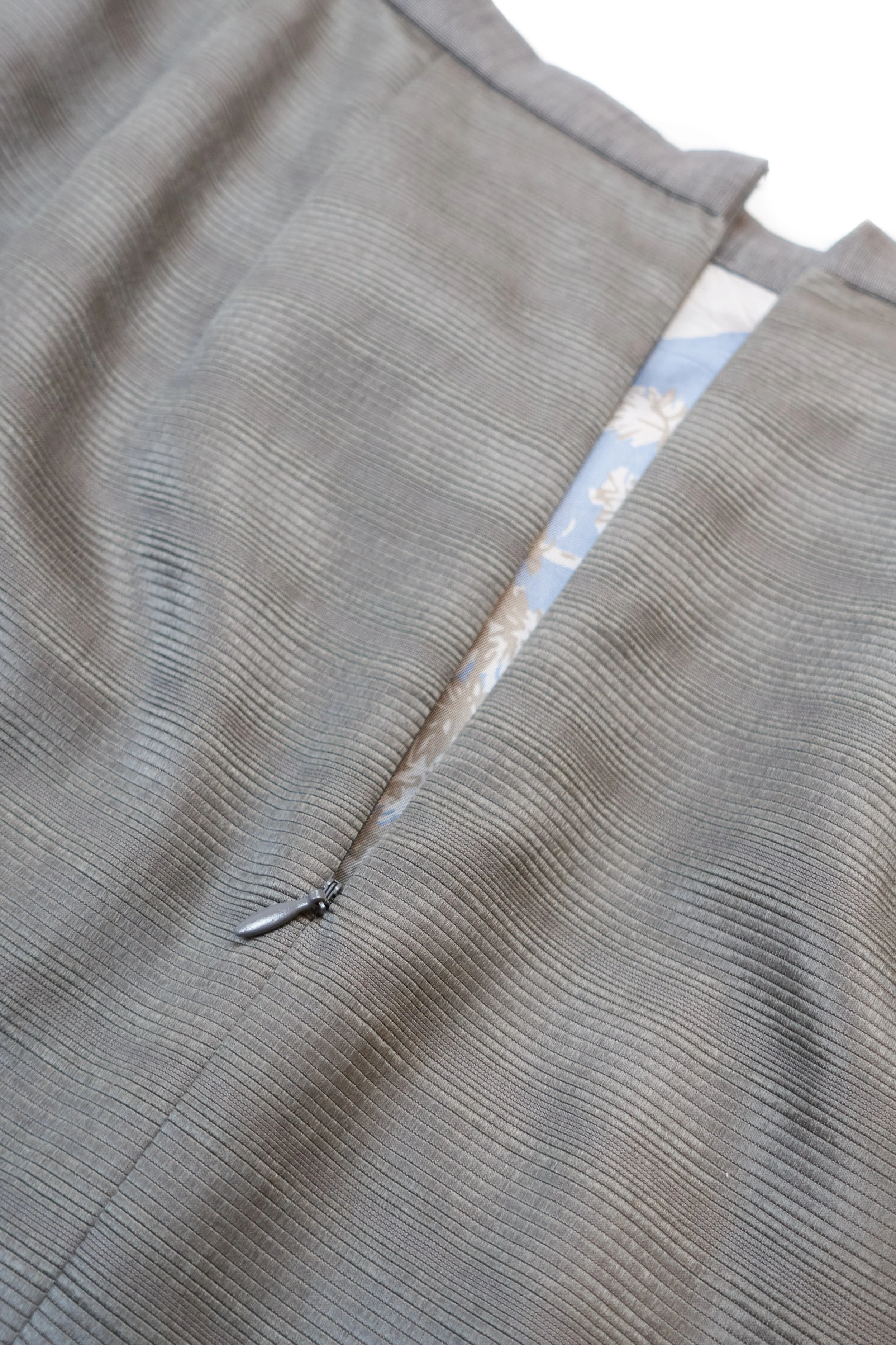 KENZO silver tulip skirt 464 DSC08910.jpg