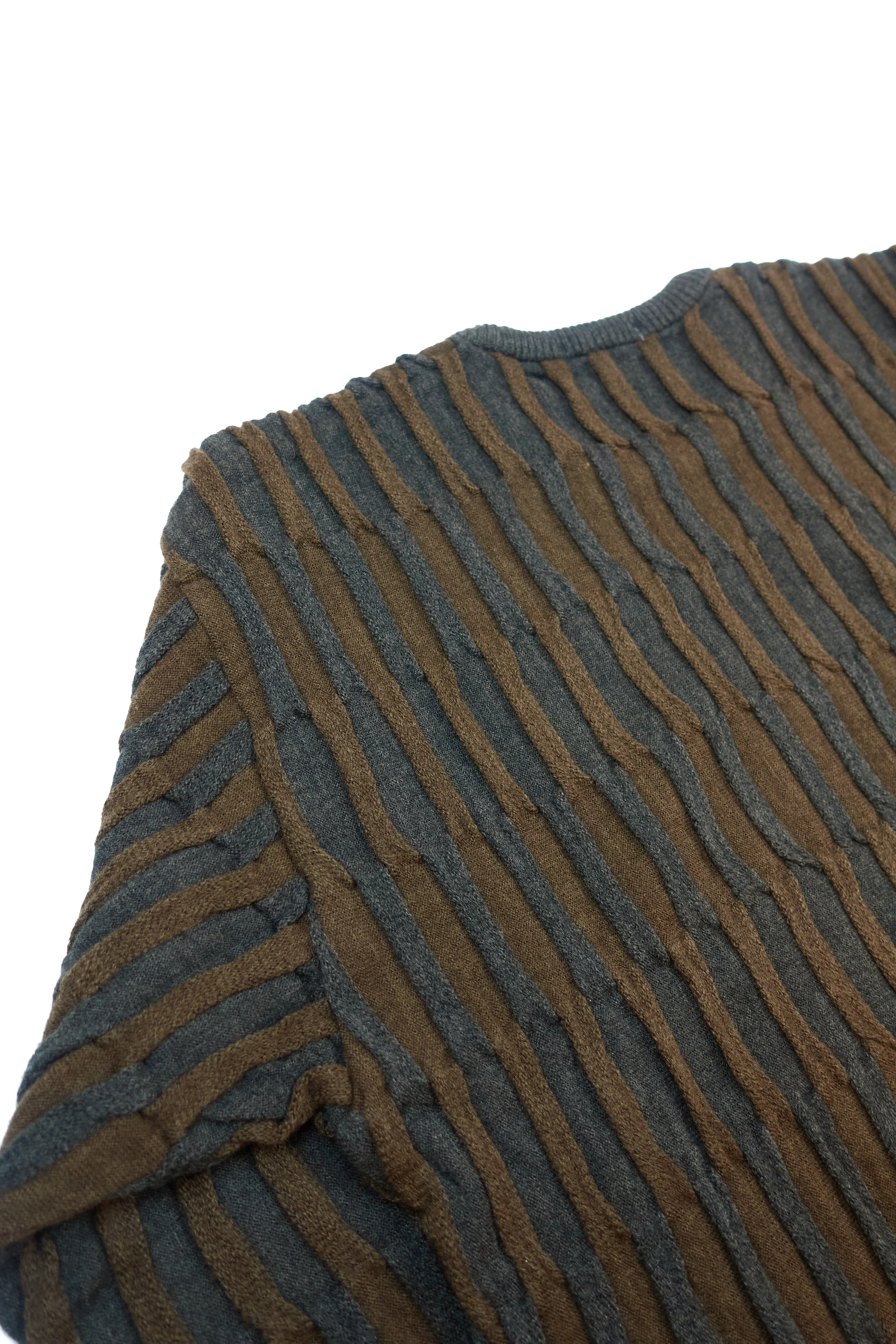 ISSEY MIYAKE MEN 1980s wide silhoutte jumper 495 DSC09190219.jpg