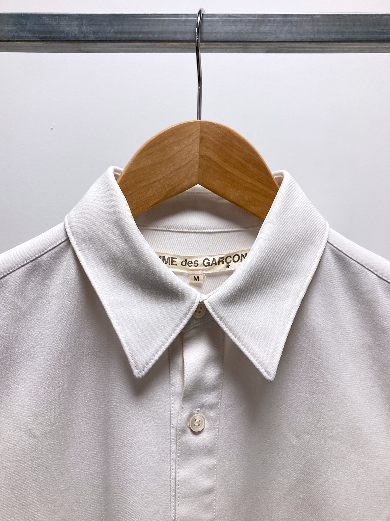 FS2050_Comme des Garcons AW1995 %22Sweeter than Sweet%22 white maxi pullover shirt dress_03.jpg