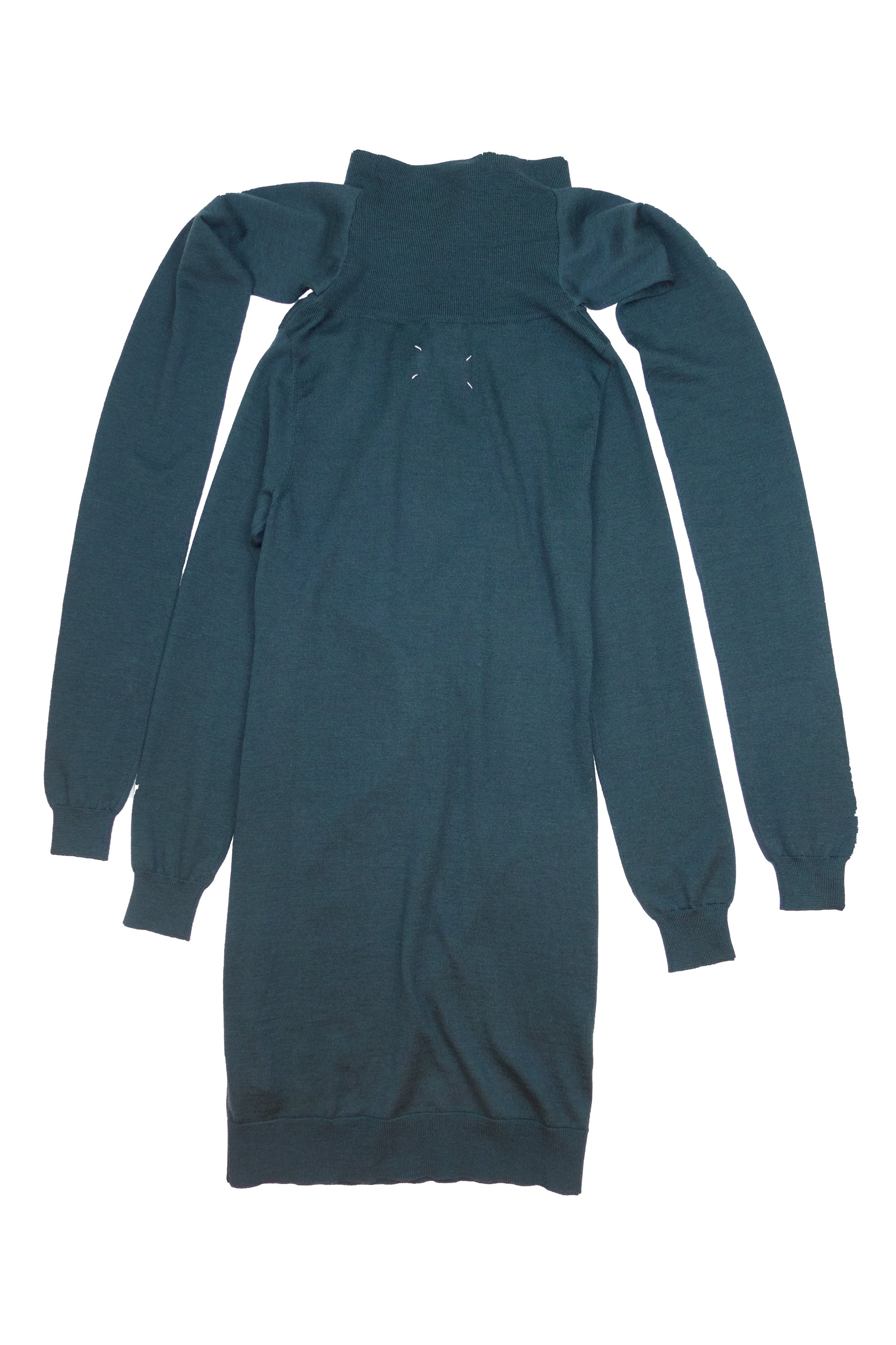 MARGIELA 4 sleeve knit jumper dress  2022 08 AUGUST a flat finds0026-822.jpg