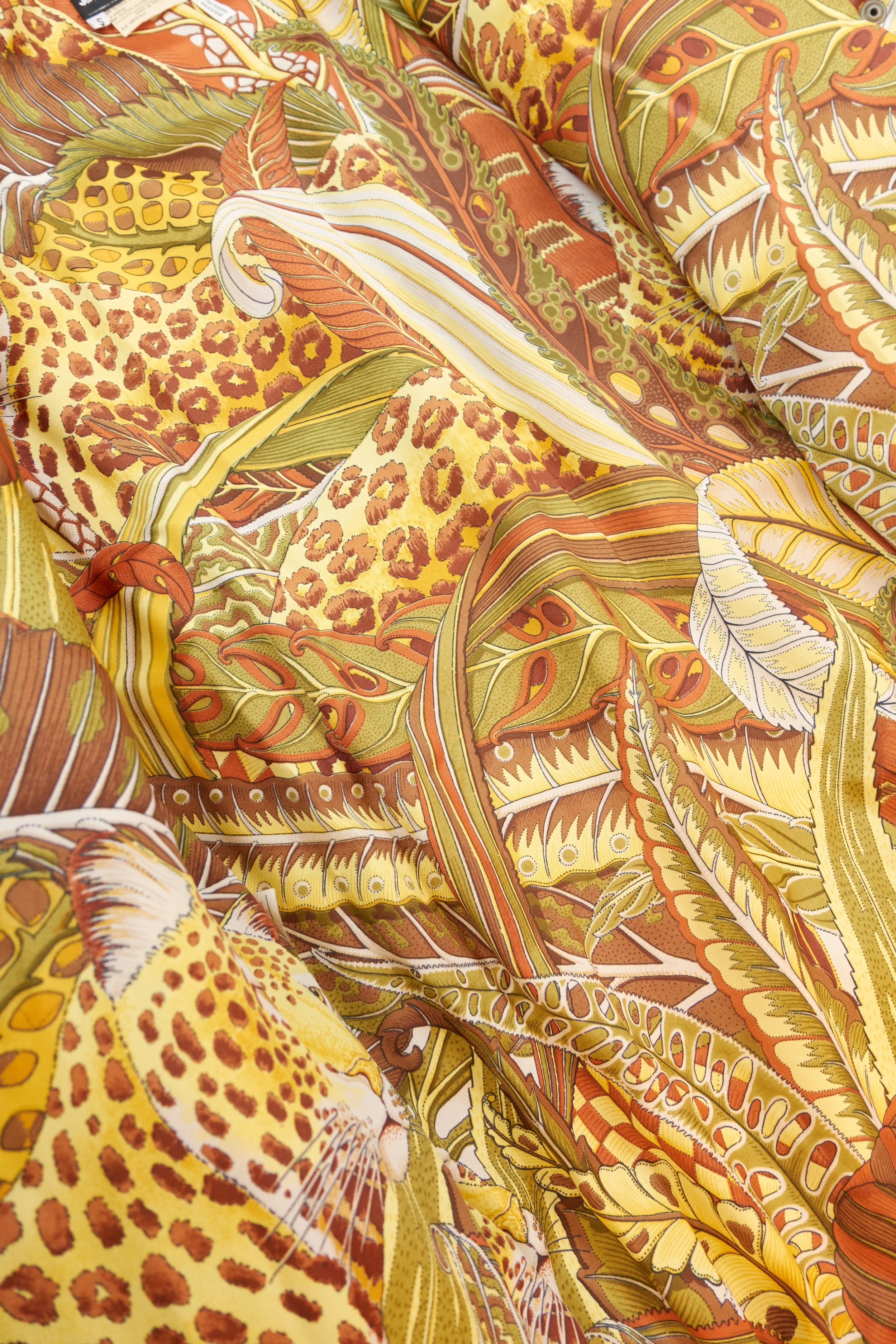 Slavatore Ferragamo wide silhouette puffer with Ferragamo lining 0042-885.jpg