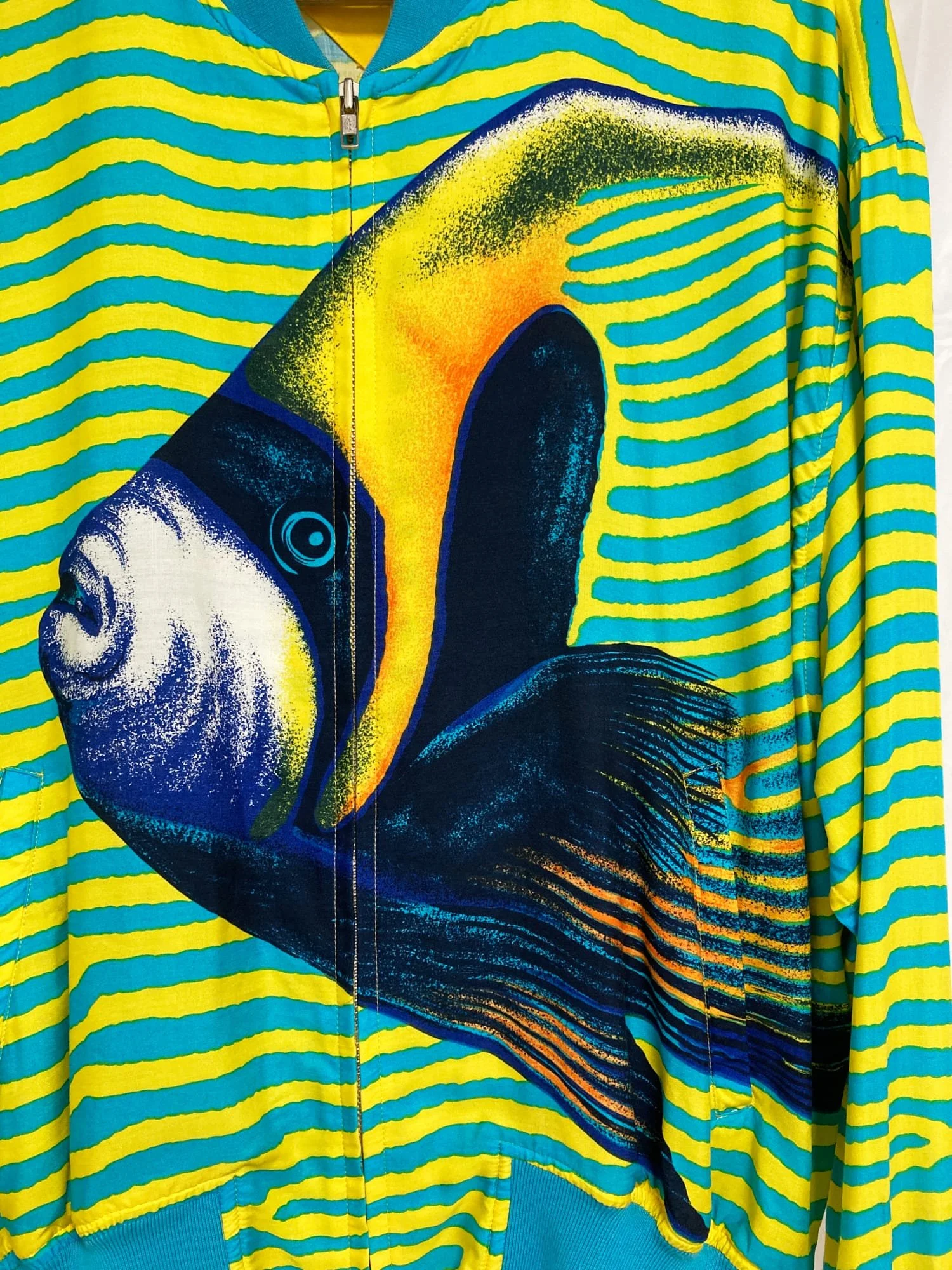 FS2041_Kenzo Paris 1980s blue and yellow striped fish print bomber jacket_04.jpg