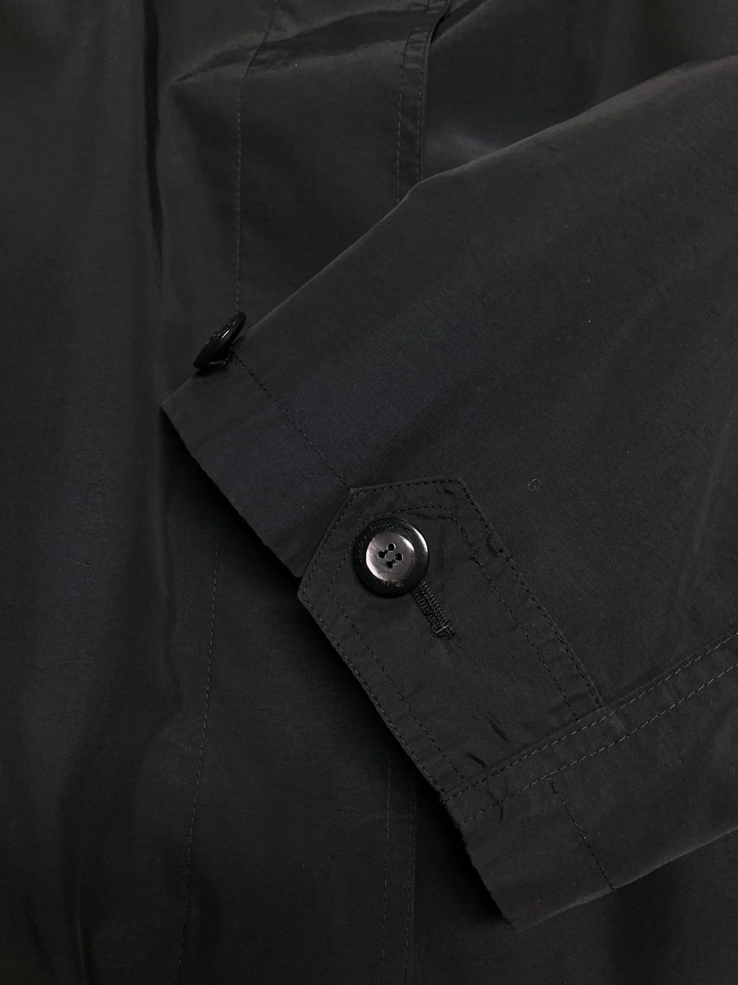 AFF_Salvatore Ferragamo poly and nylon coat with detachable liner and layered collar_04.jpg