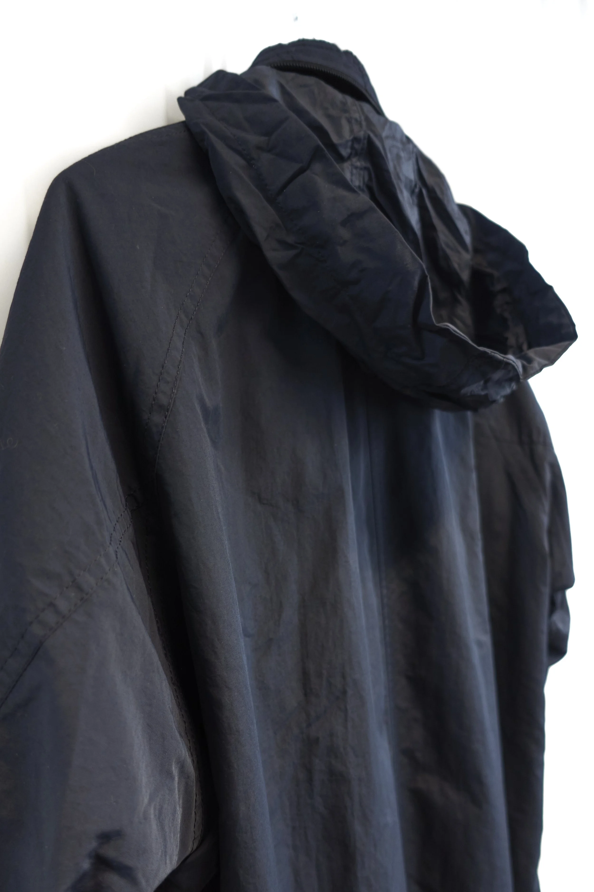 220911 Issey Miyake FETE thinsulate hooded zip pocket coat0190-1064.jpg