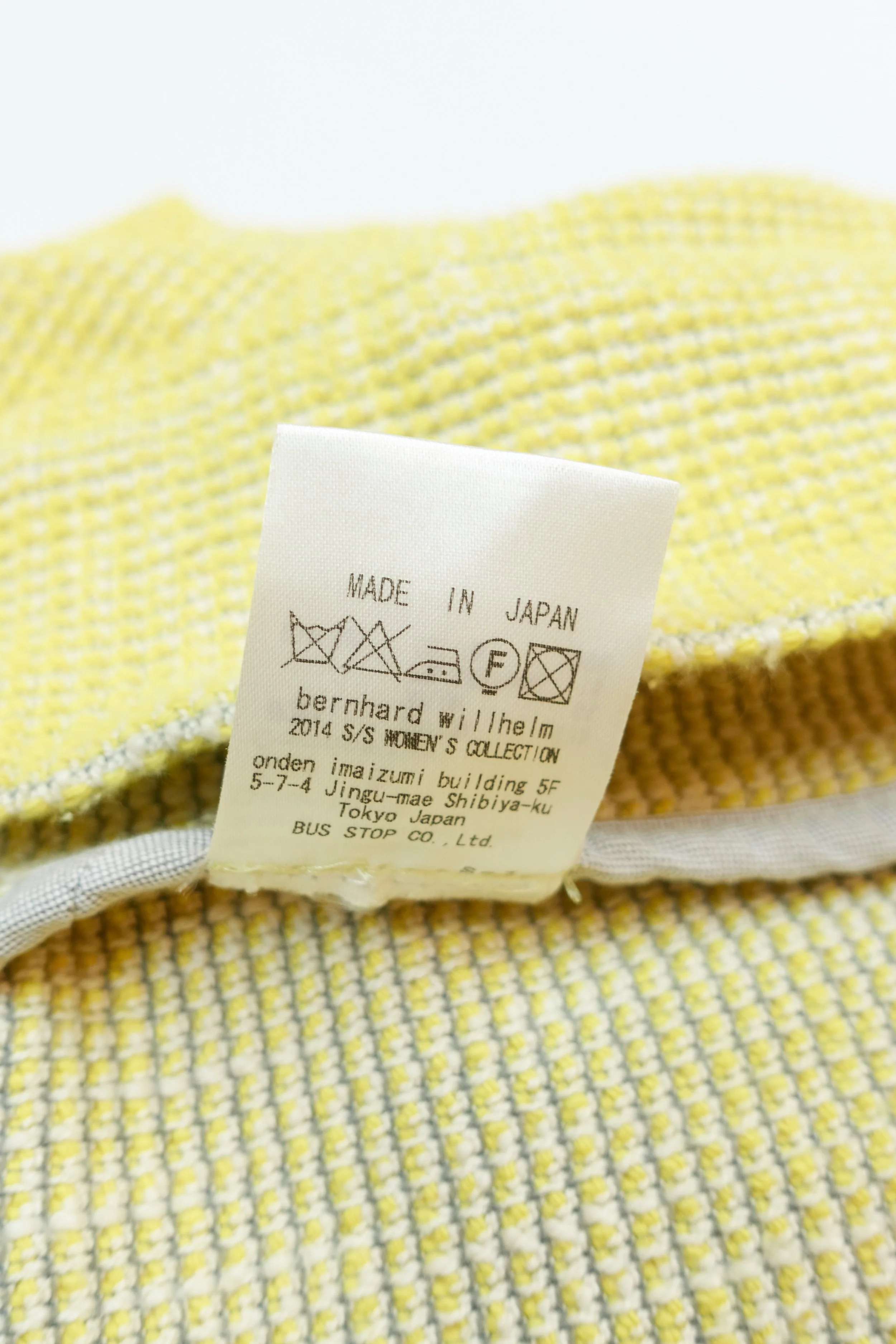 BERNHARD WILLHELM draped front yellow sleevless top DSC002431 220921.jpg