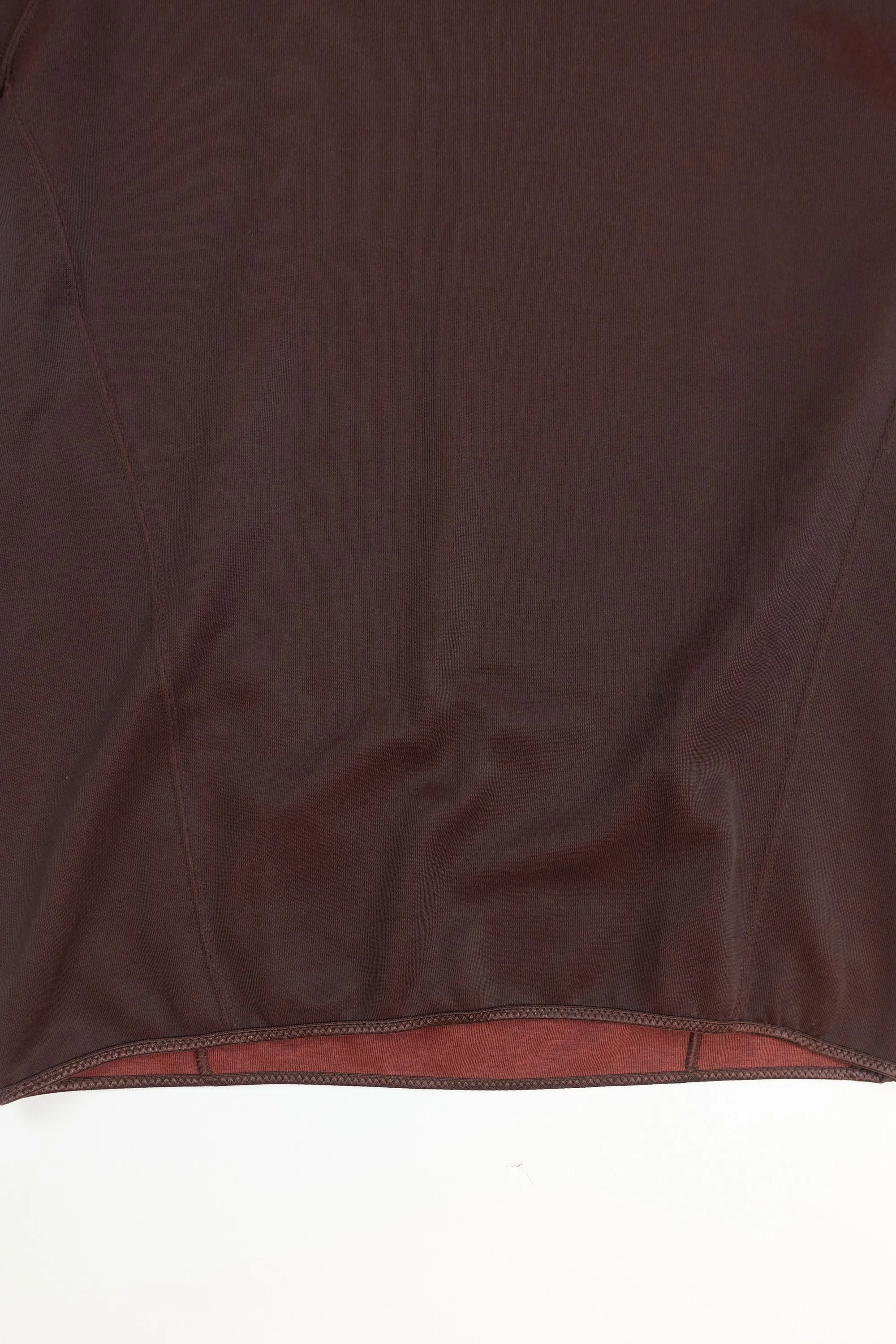 221118 issey miyake men stretchy burdguny & red t-shirt 0880.jpg