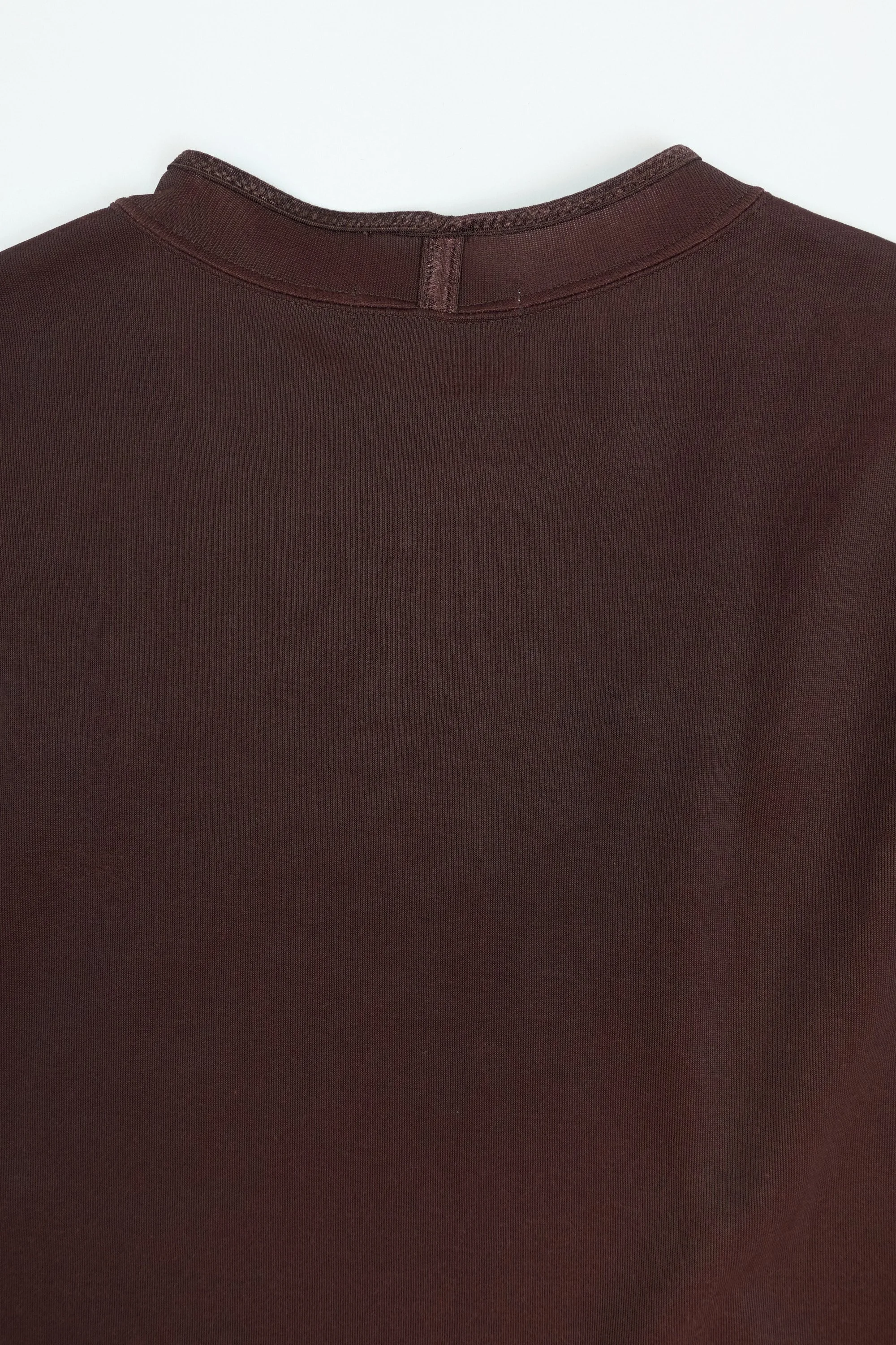 221118 issey miyake men stretchy burdguny & red t-shirt 0886.jpg