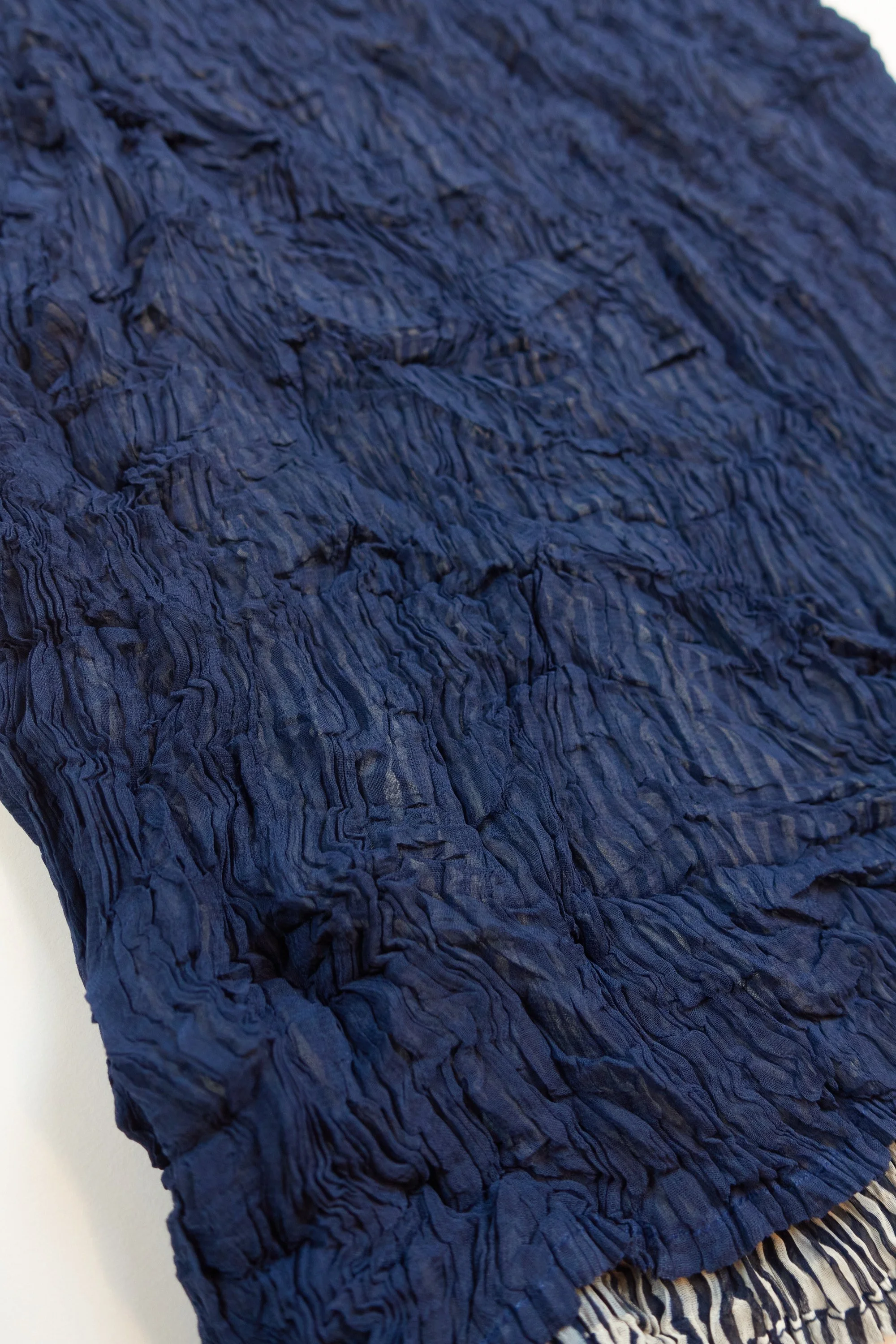 221118 issey miyake crinkle two layered striped skirt 0956.jpg