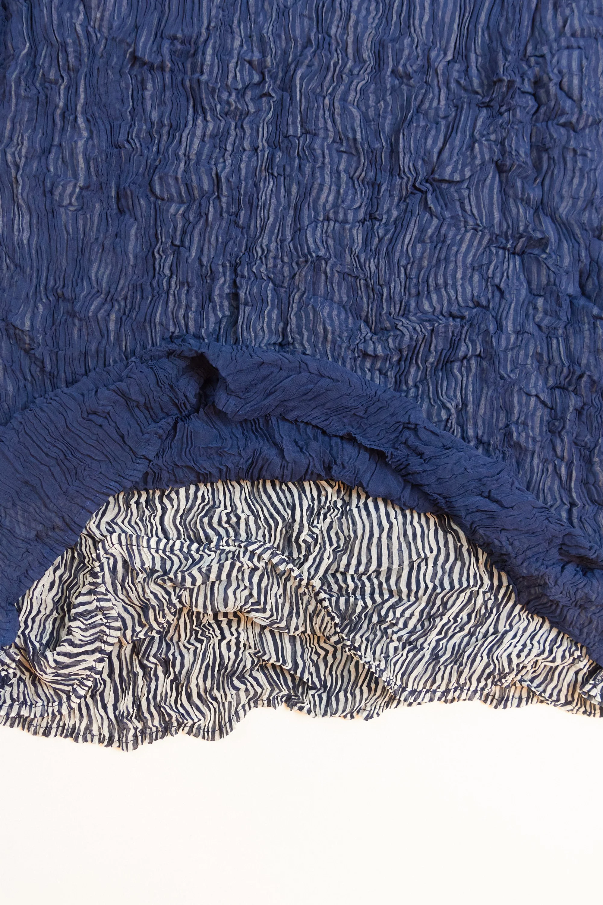 221118 issey miyake crinkle two layered striped skirt 0947.jpg