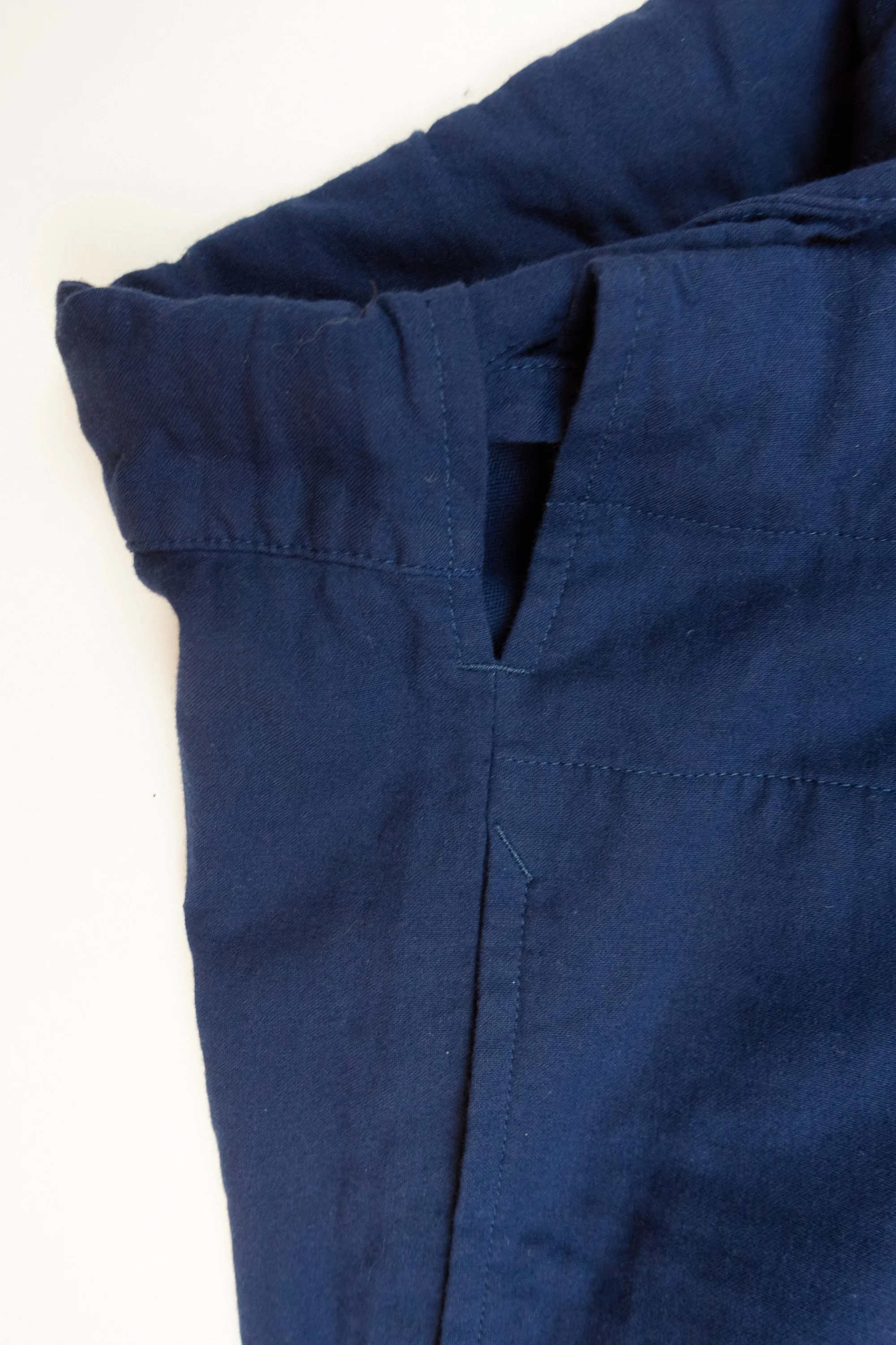 221118 issey miyake men cotton summer trousers with belt tie-waist0910.jpg