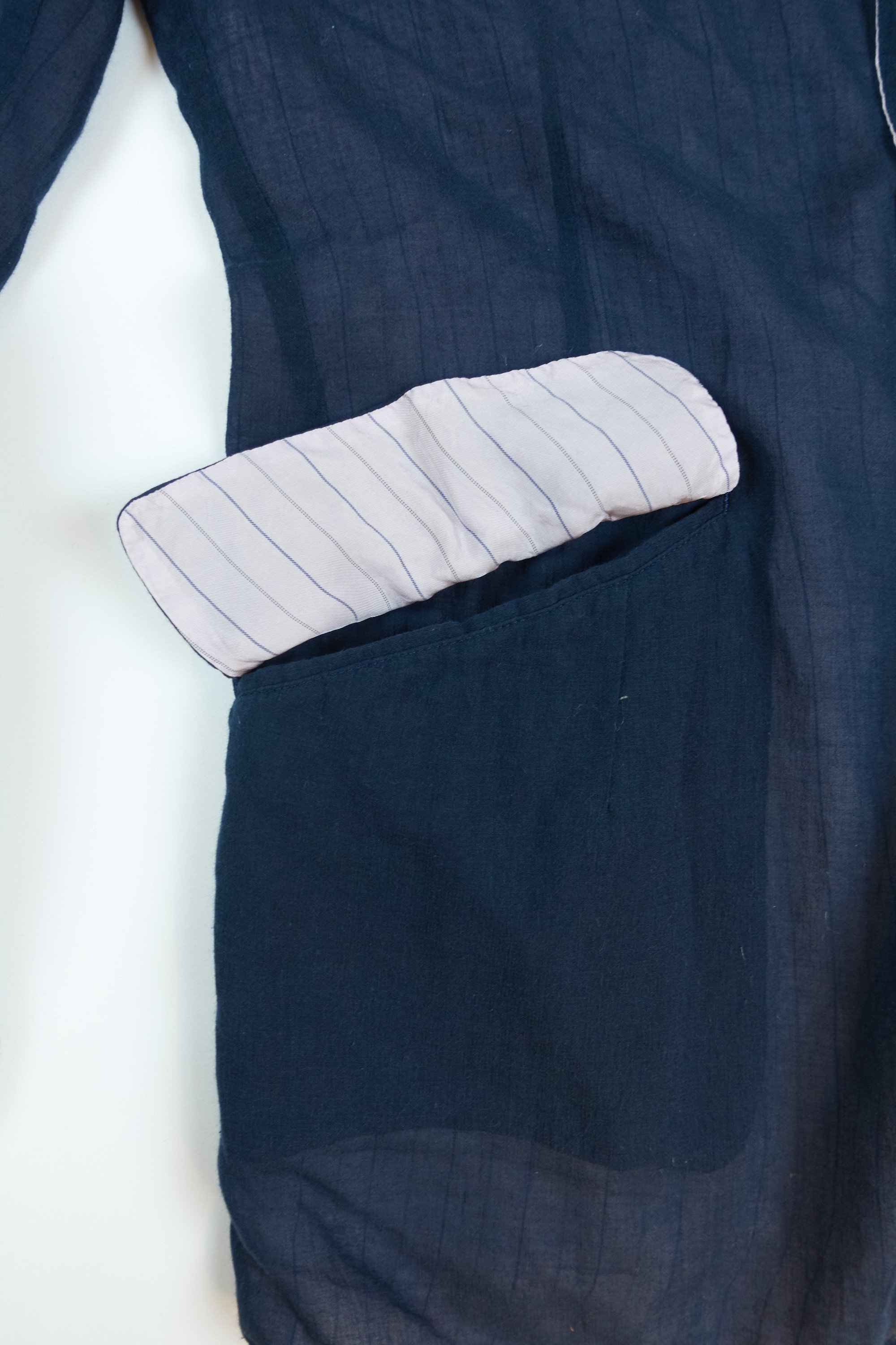 221124 Y's two peice trouser suit navy with interior stripe 1409.jpg