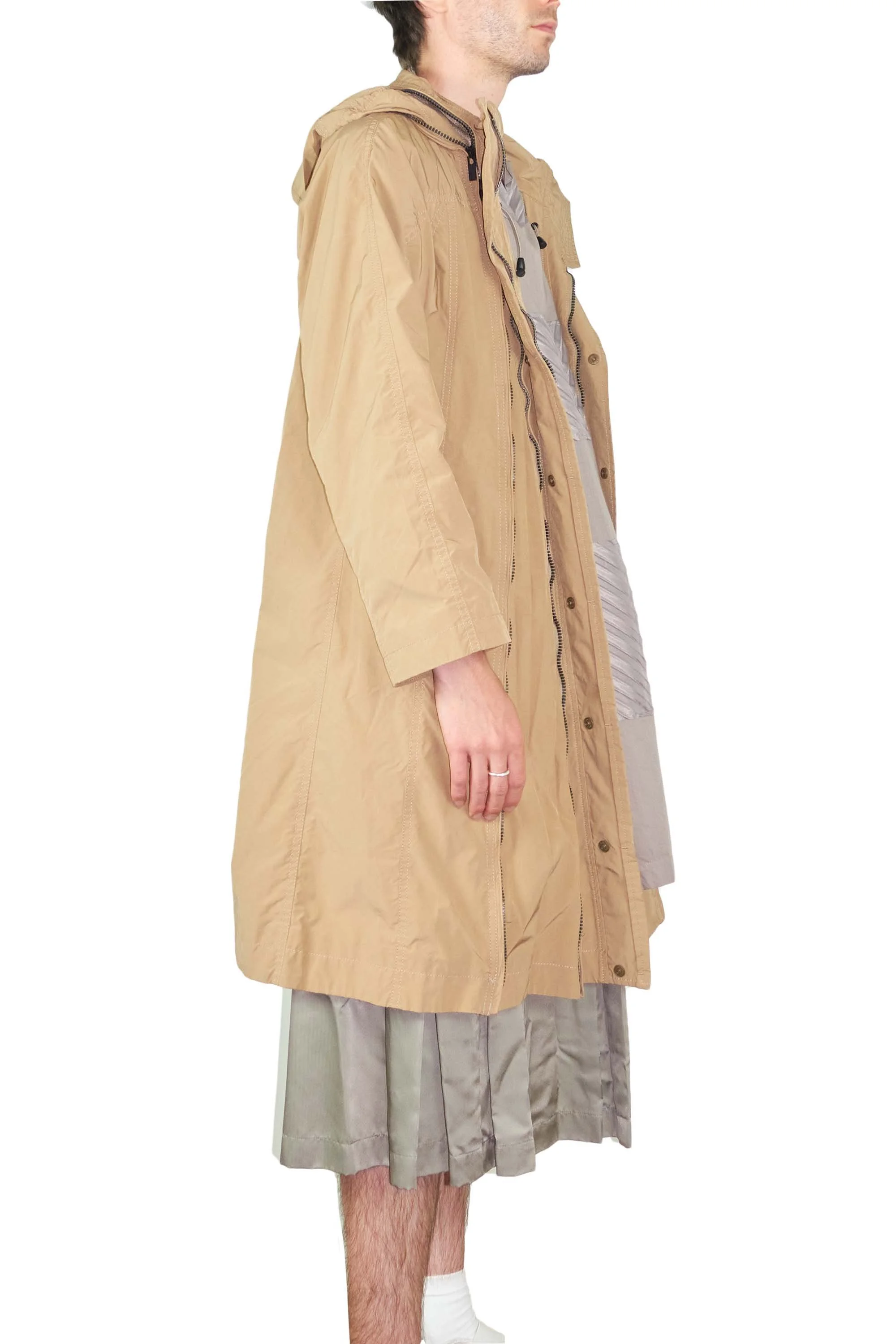 ISSEY MIYAKE zip coat with hood tan 160101.jpg