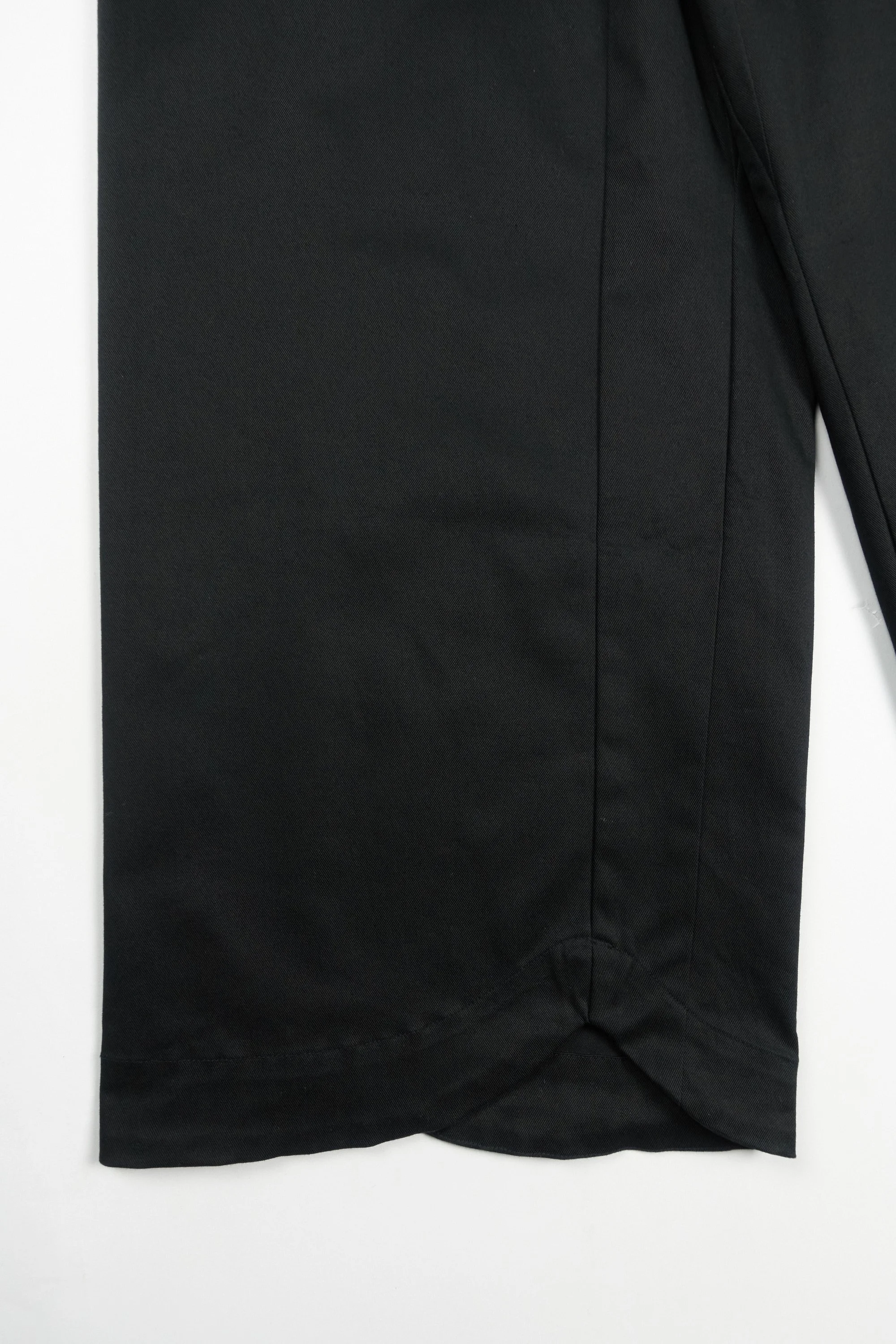 230210 230212 DSC01286 ANREALAGE wavy wide leg trousers.jpg