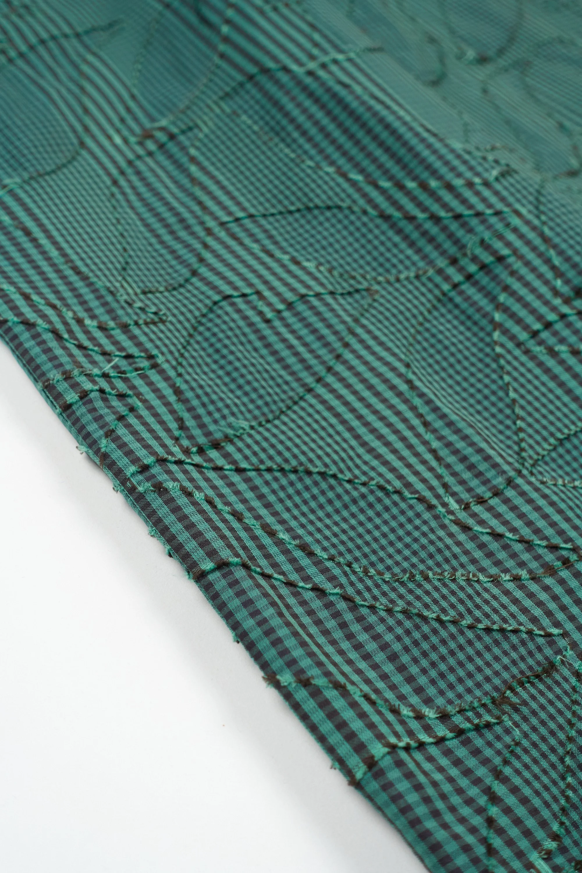 230210 230212 DSC01271 ISSEY MIYAKE HAAT leaf trousers.jpg