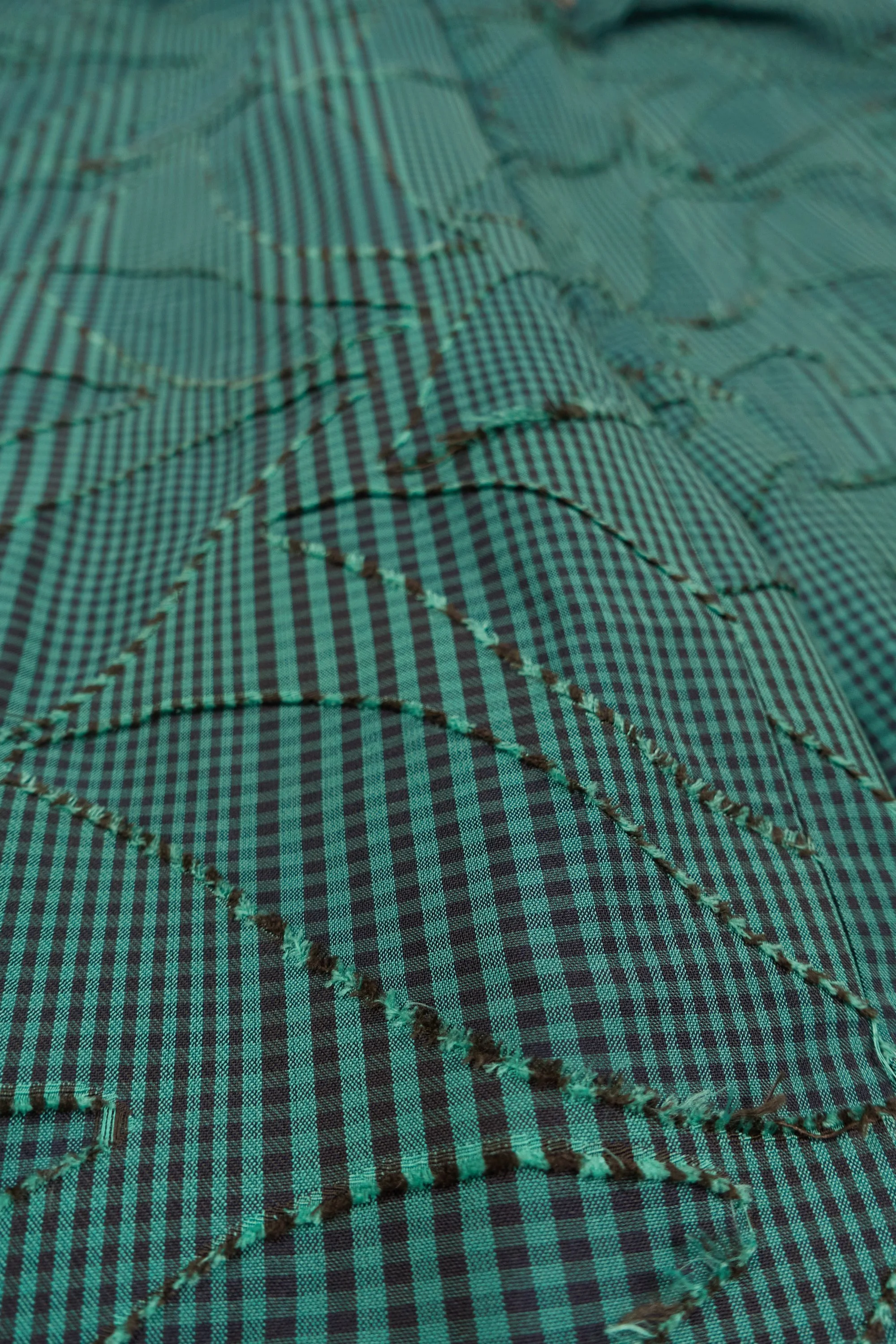 230210 230212 DSC01281 ISSEY MIYAKE HAAT leaf trousers.jpg