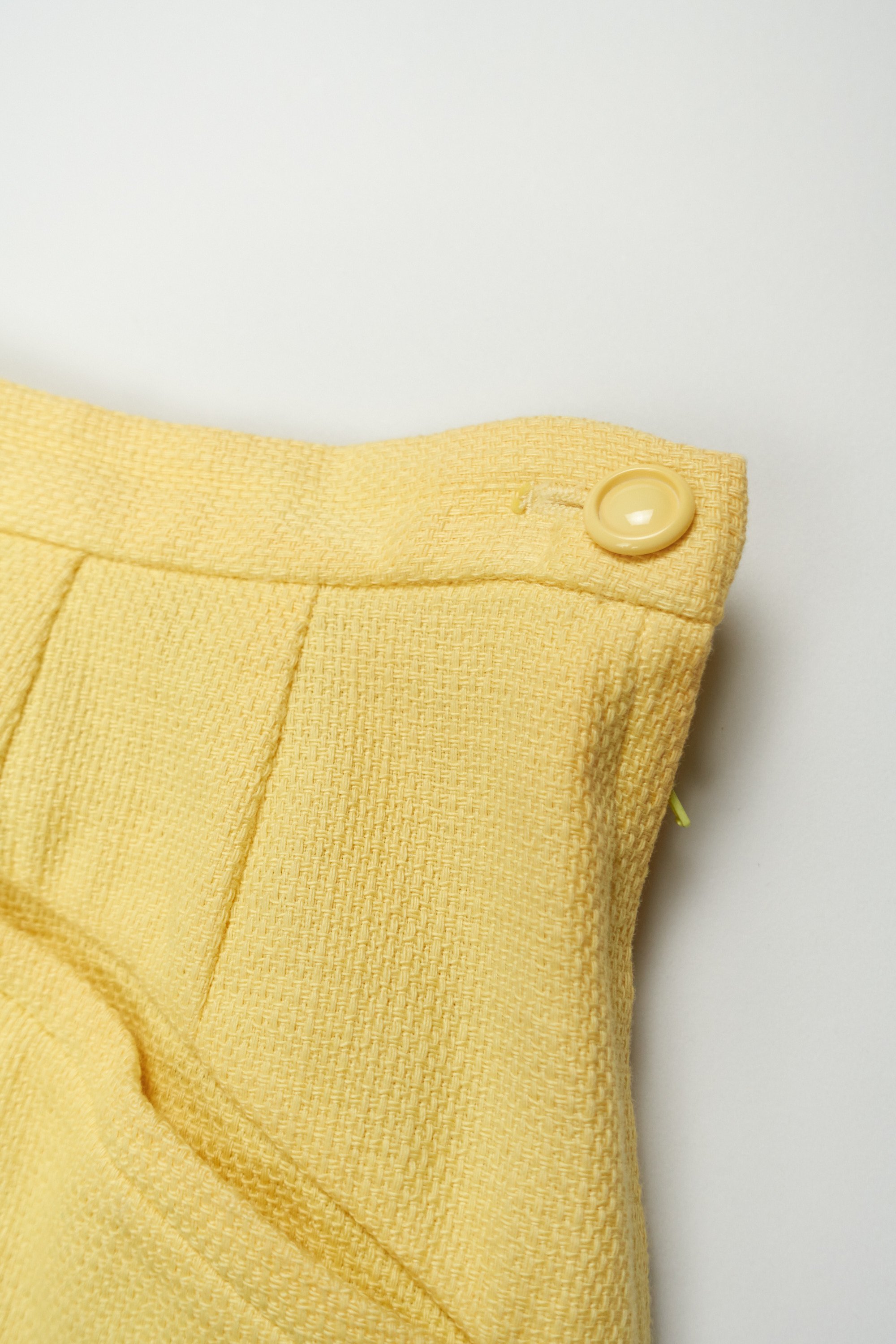 230302 KENZO short shorts yellow 1622.jpg