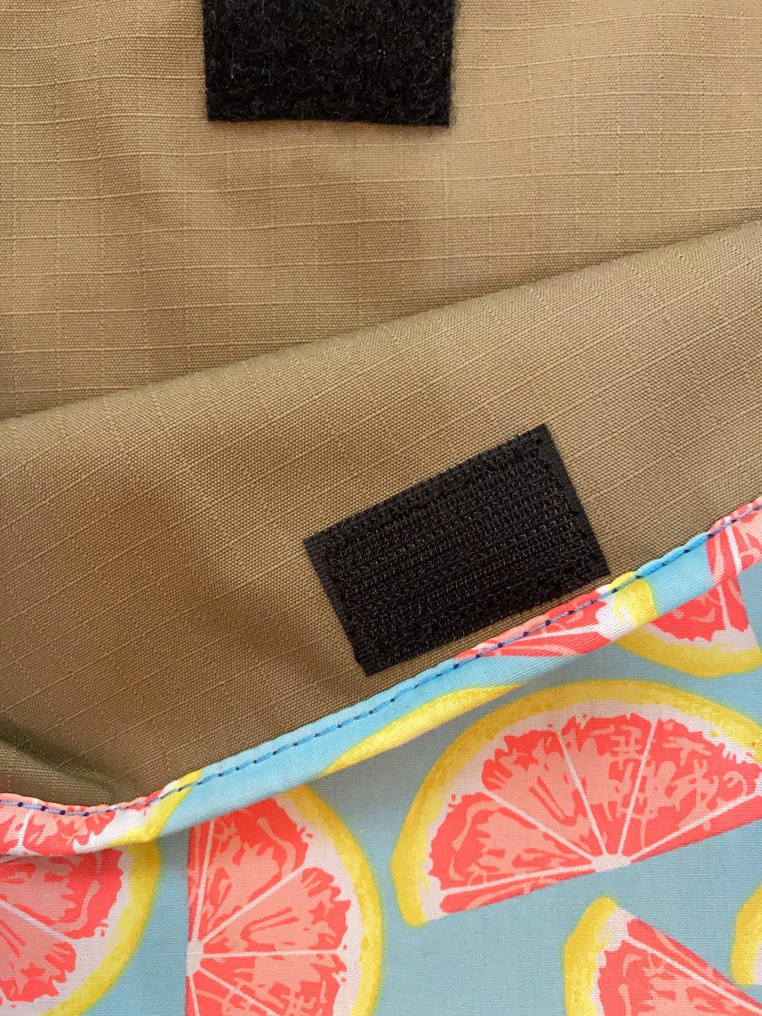 AFS_make friends with salad cycling satchel_06.jpg