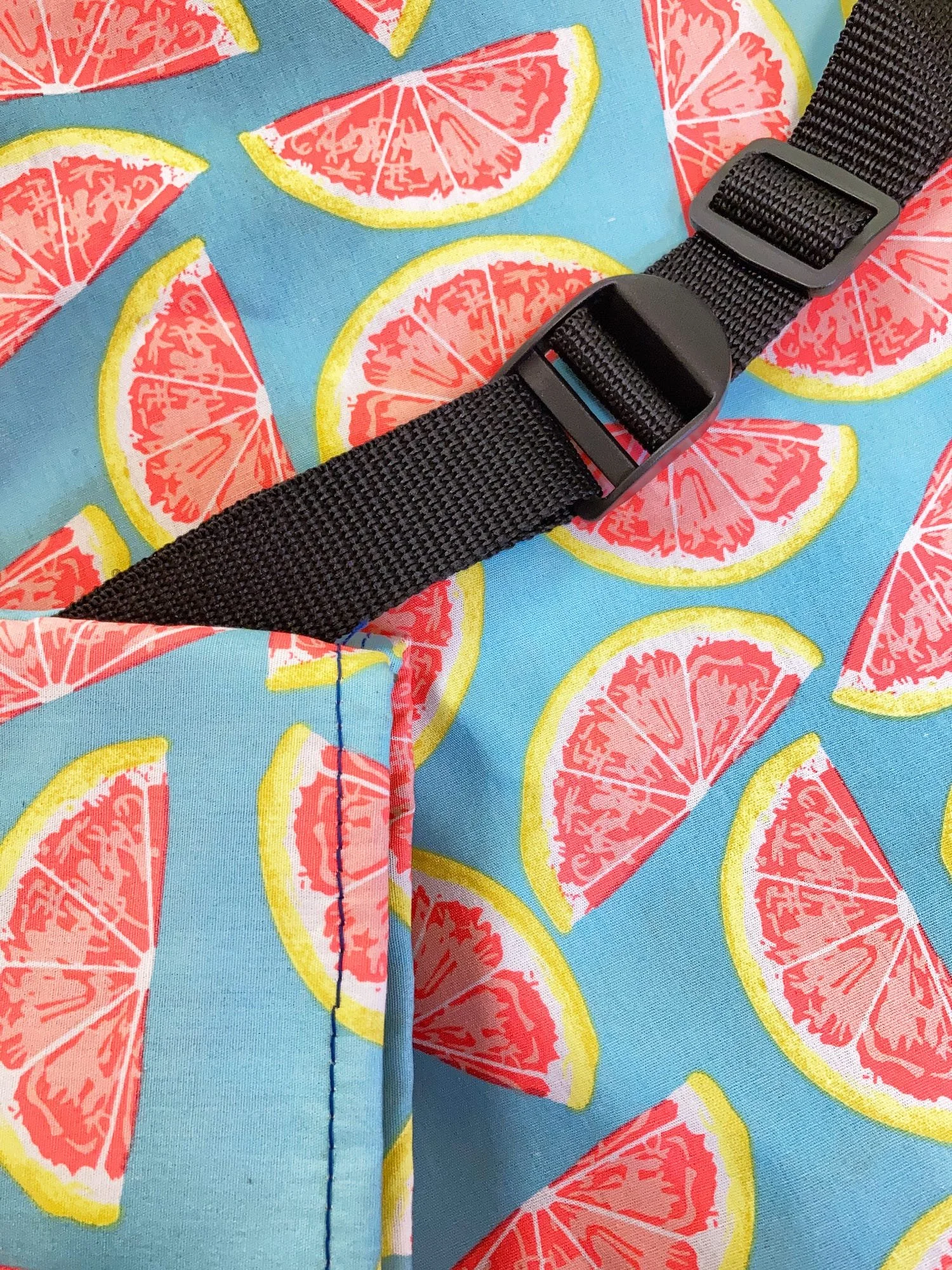 AFS_make friends with salad cycling satchel_04.jpg