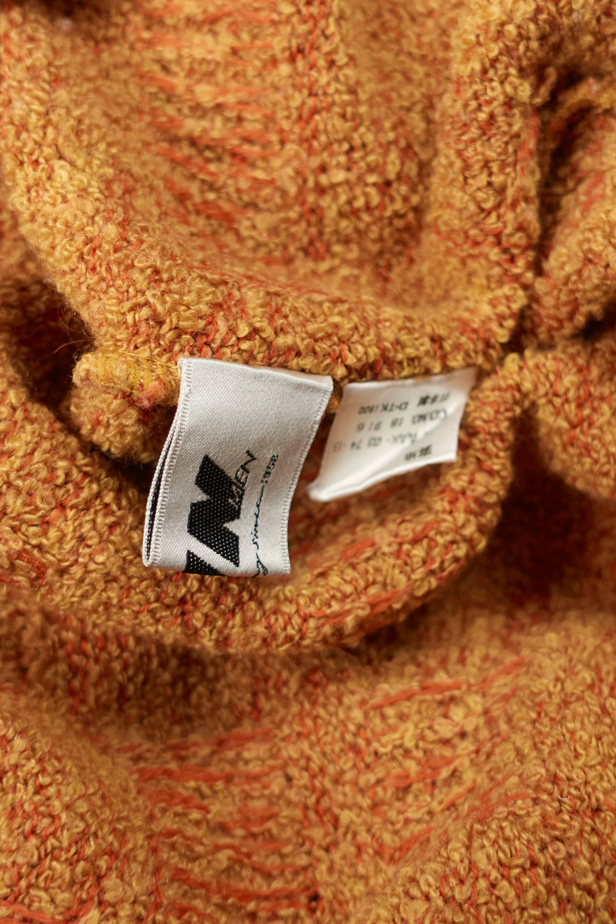 230414 2235 JUN MEN mockneck jumper orange.jpg