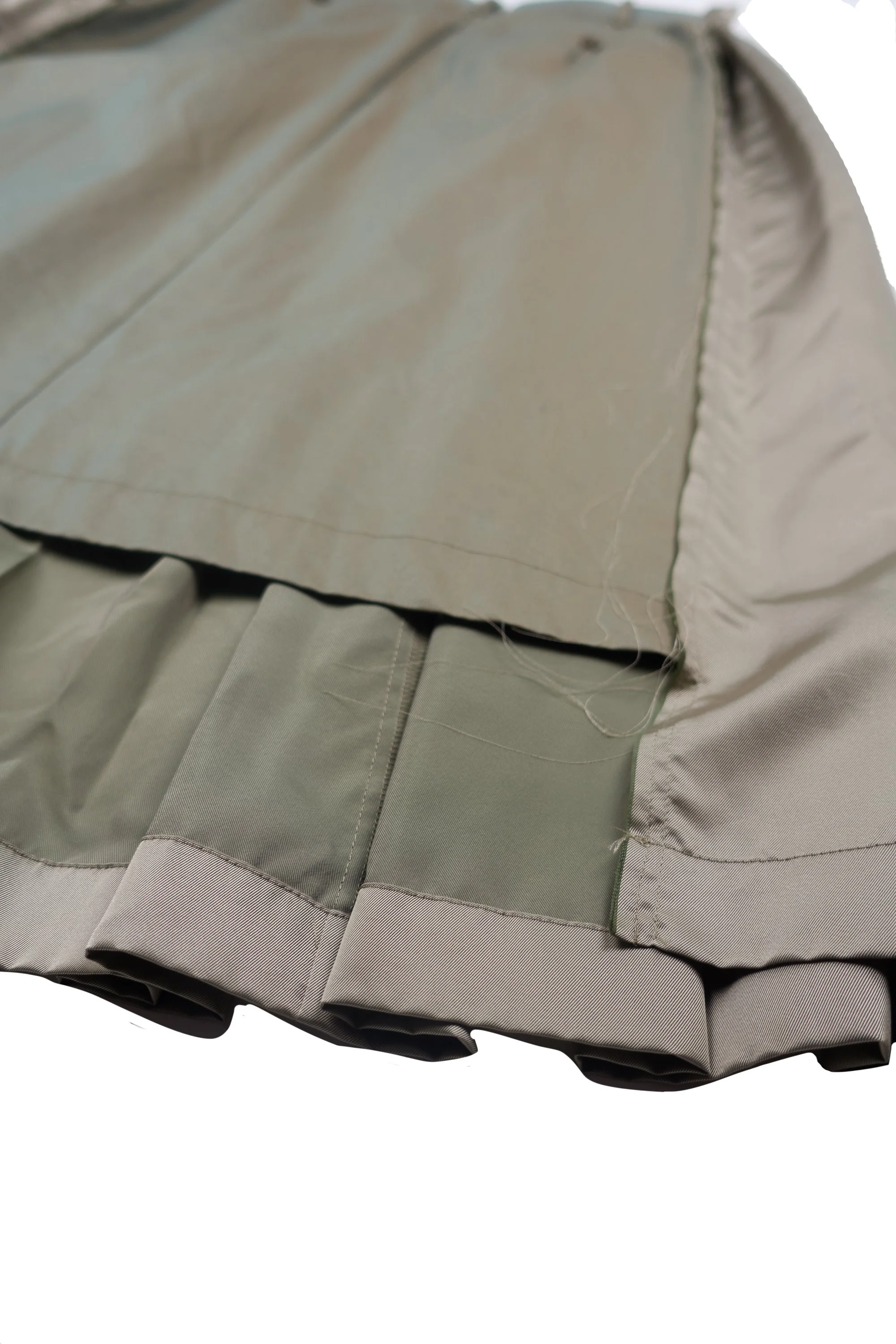 230515 2382 Tricot Comme Des Garcons 2003 deconstructed iridescent skirt.jpg